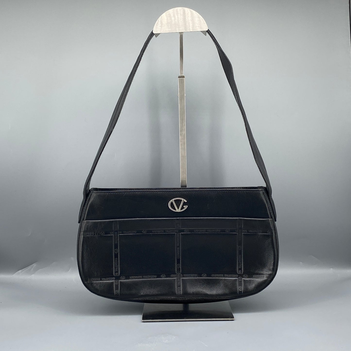 Giovanni Valentino Black Smooth Leather Logo Shoulder Bag