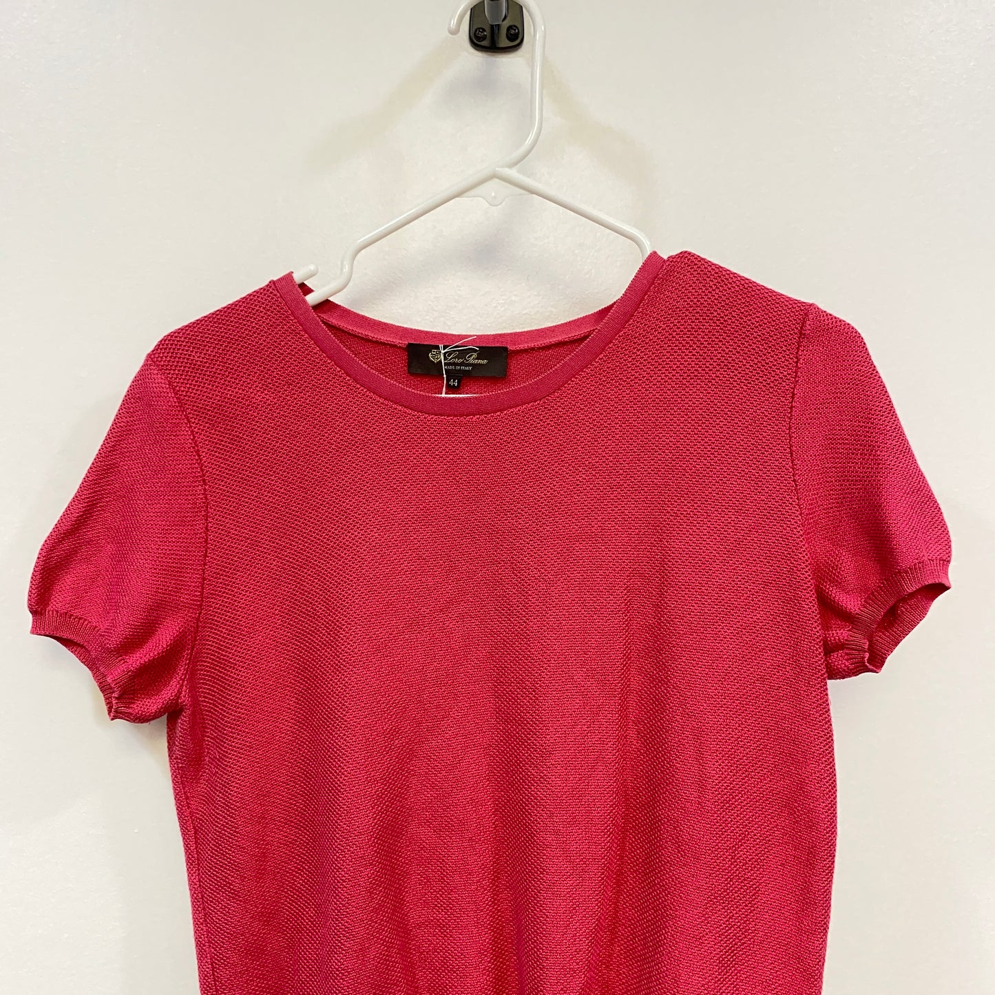 Loro Piana P2P Hot Pink Short Sleeve Knit Top Size 44 Bust 19in