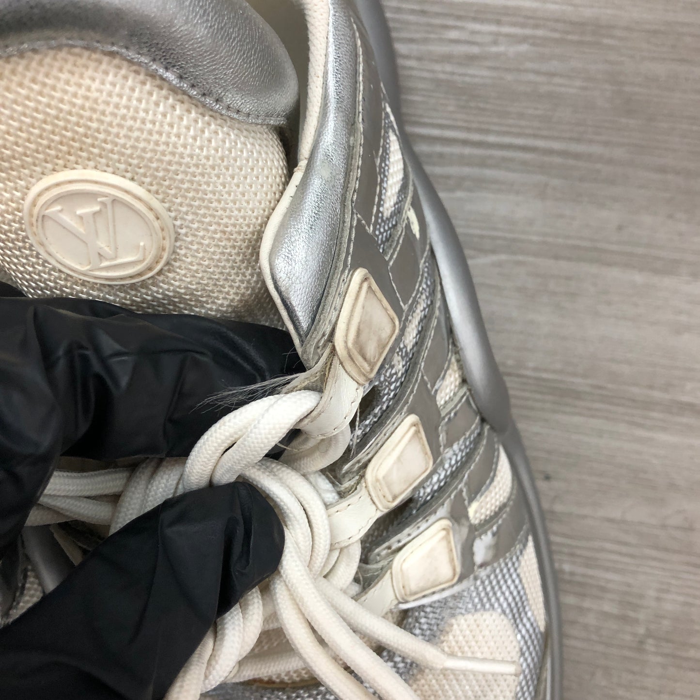 Louis Vuitton Unisex Archlight Mesh Metallic Silver White Chunky Sneaker Shoes 42
