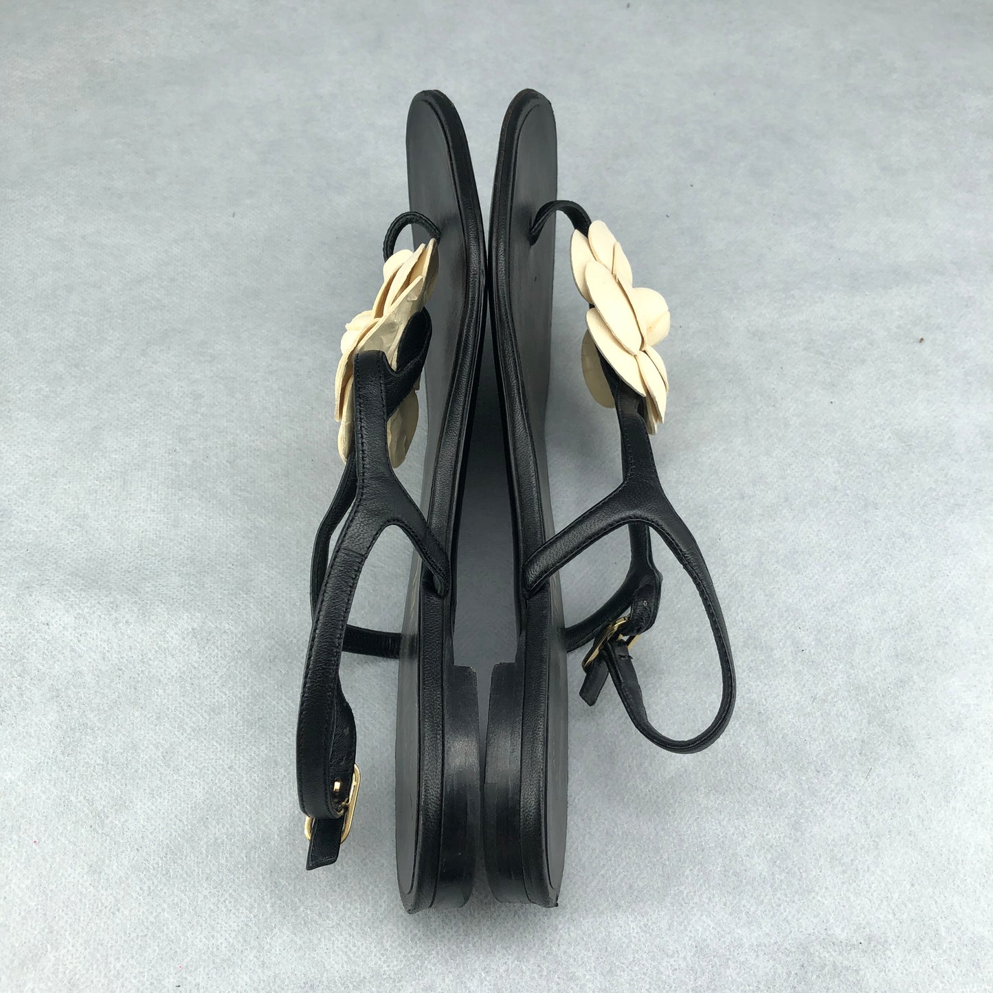 Chanel Women's Camellia Thong Flat Sandals Size 37.5 Black