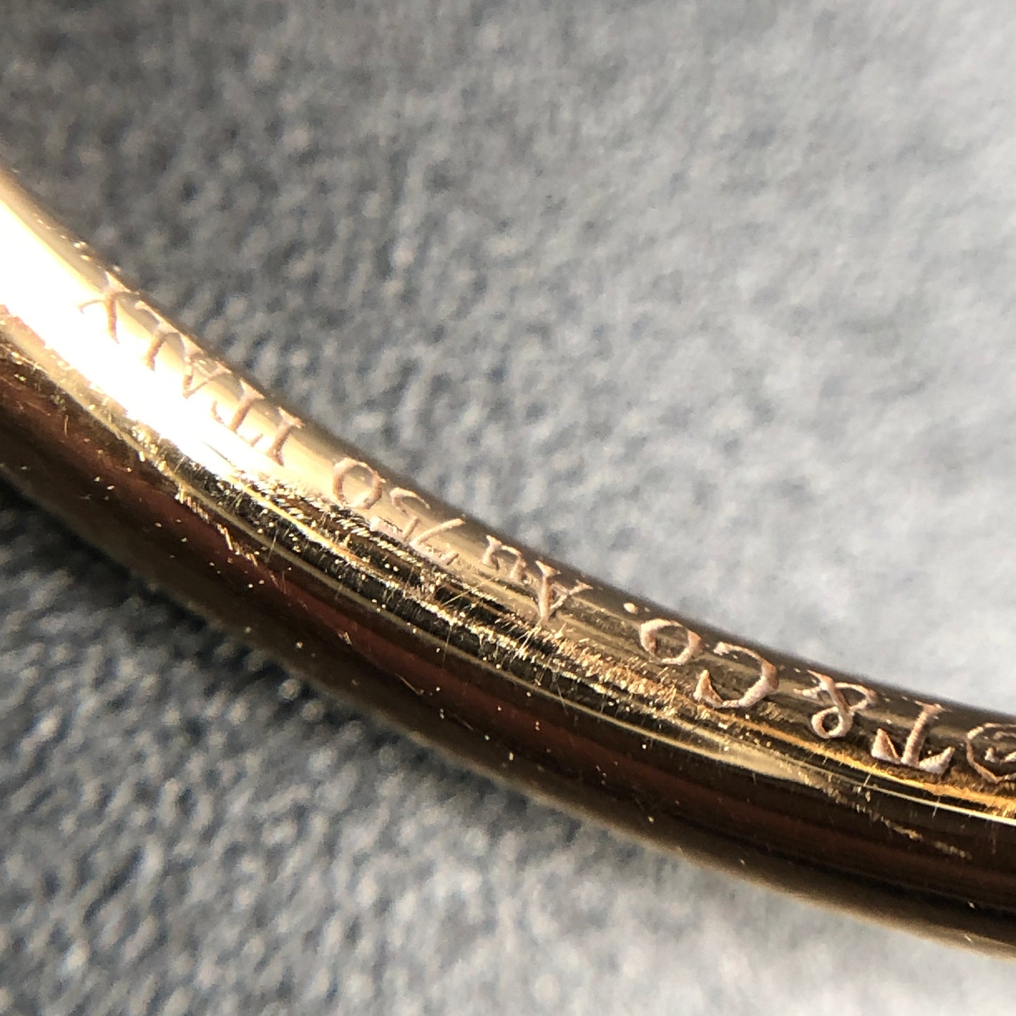 Tiffany & Co. AU750 18K Yellow Gold T Narrow Band Ring Size 57mm
