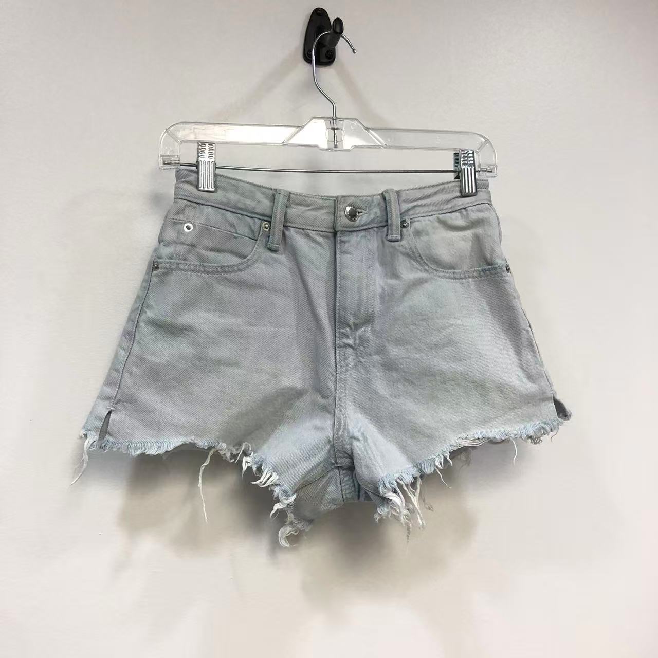 Alexander Wang Cutoff Distressed Denim Shorts – Size 25