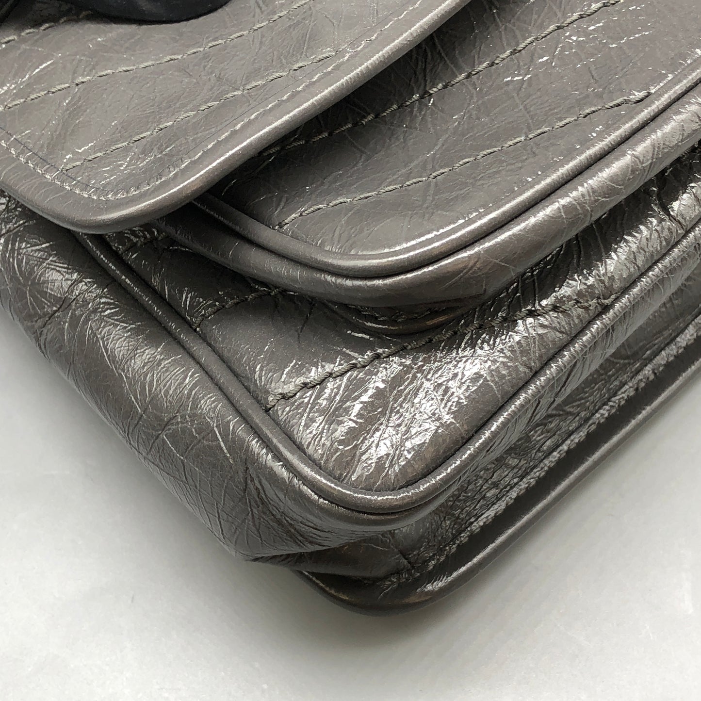 Saint Laurent Niki Medium Shoulder Bag Grey