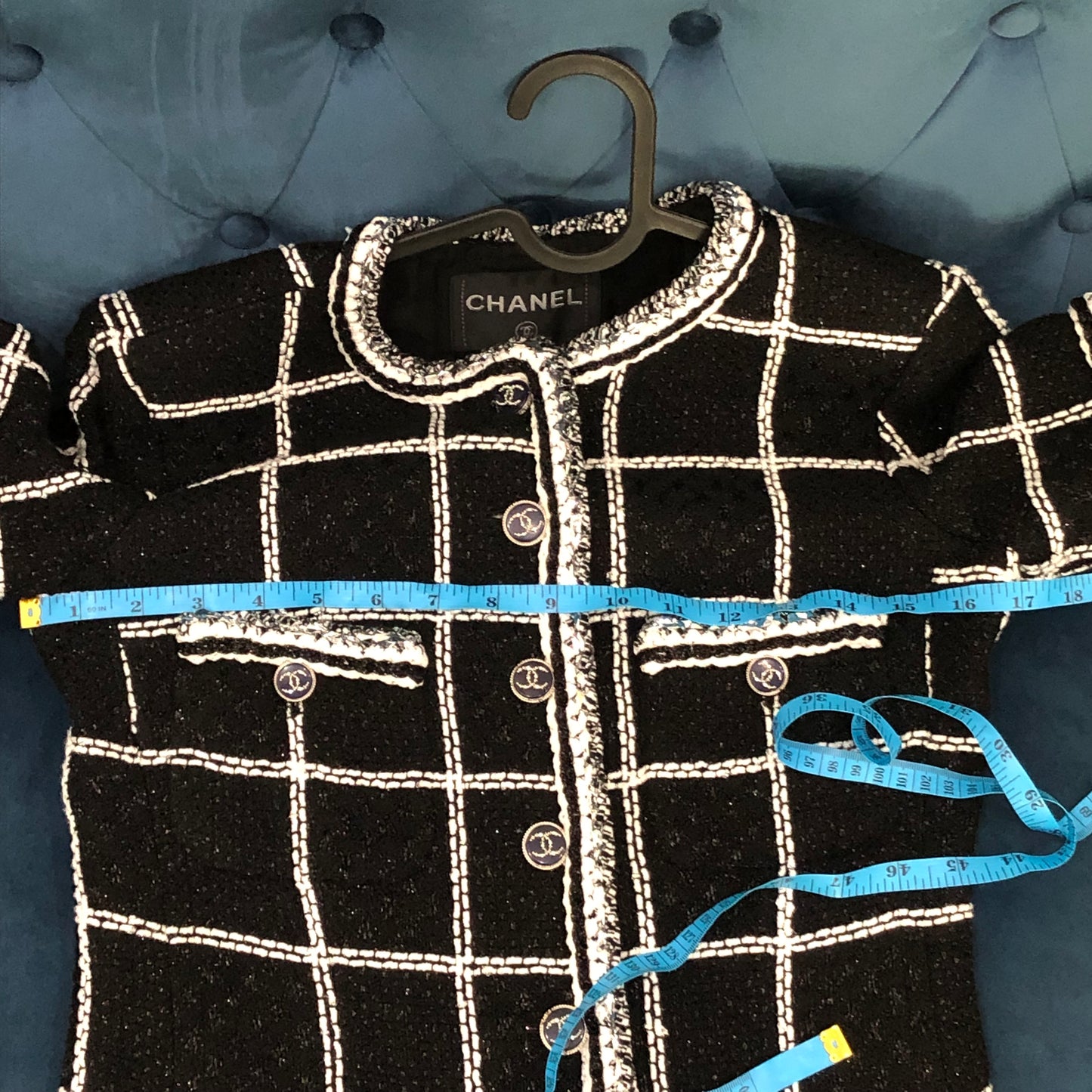 Chanel Short Sleeve Grid Tweed Dress in Black & White (Size 34)