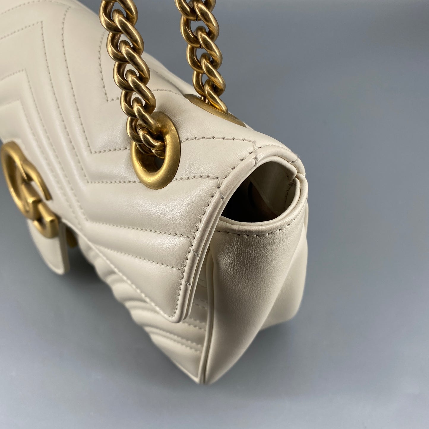 Gucci Cream GG Marmont Chevron Quilted Shoulder Bag