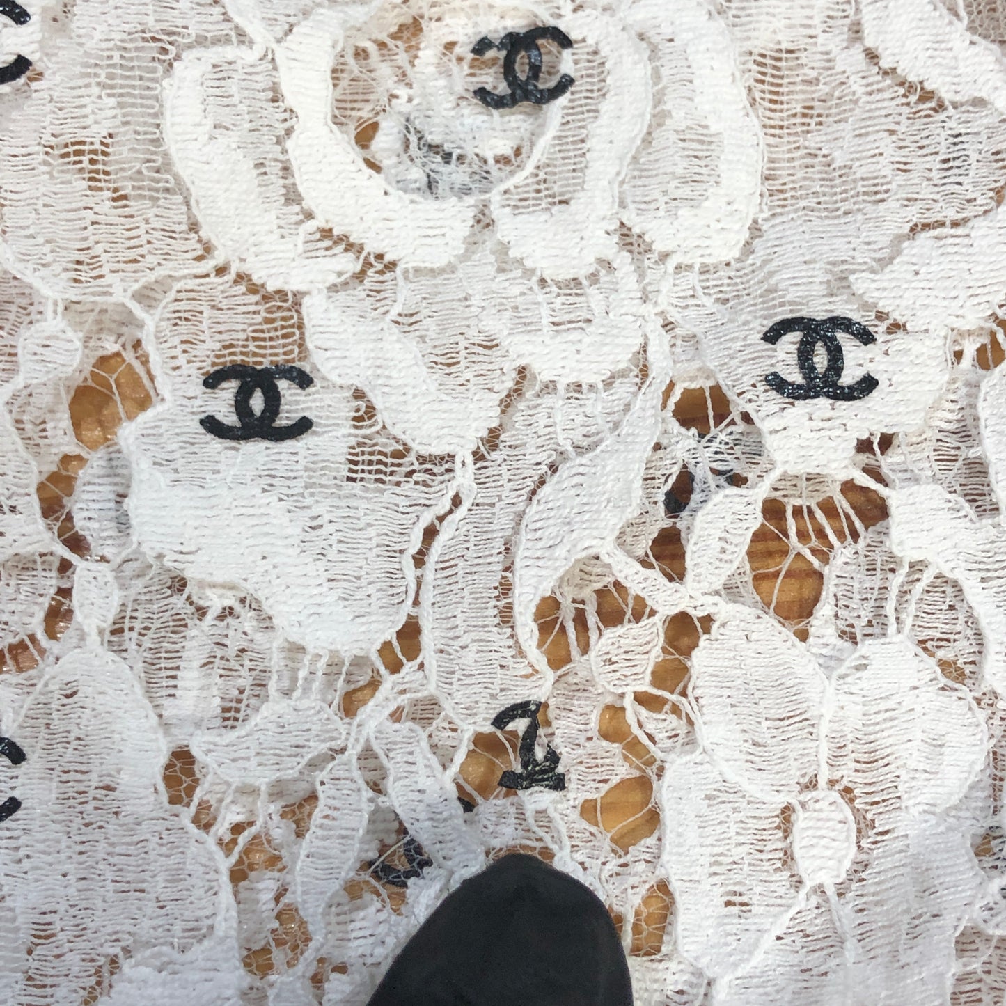 Chanel Lace CC Logo Cropped Long Sleeve Top Size 36 White & Black
