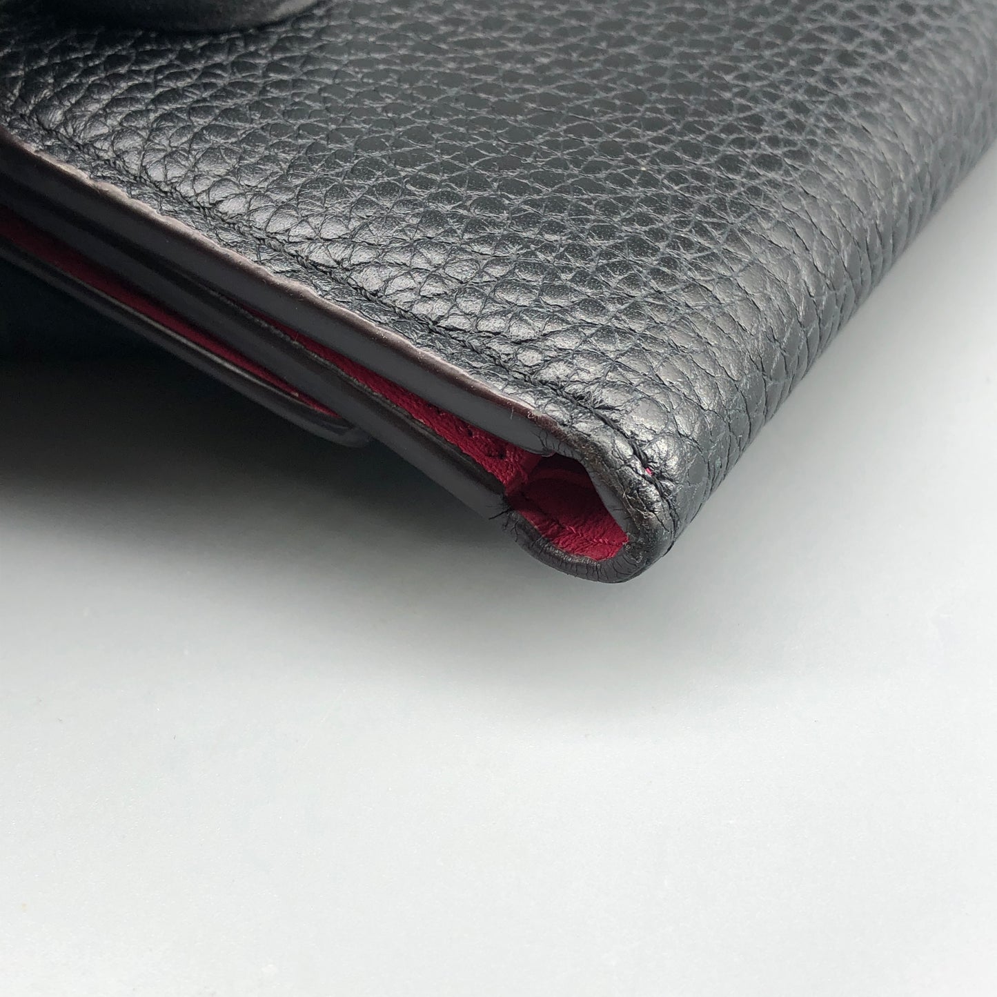 Louis Vuitton Black Taurillon Leather LV Twist Compact Wallet