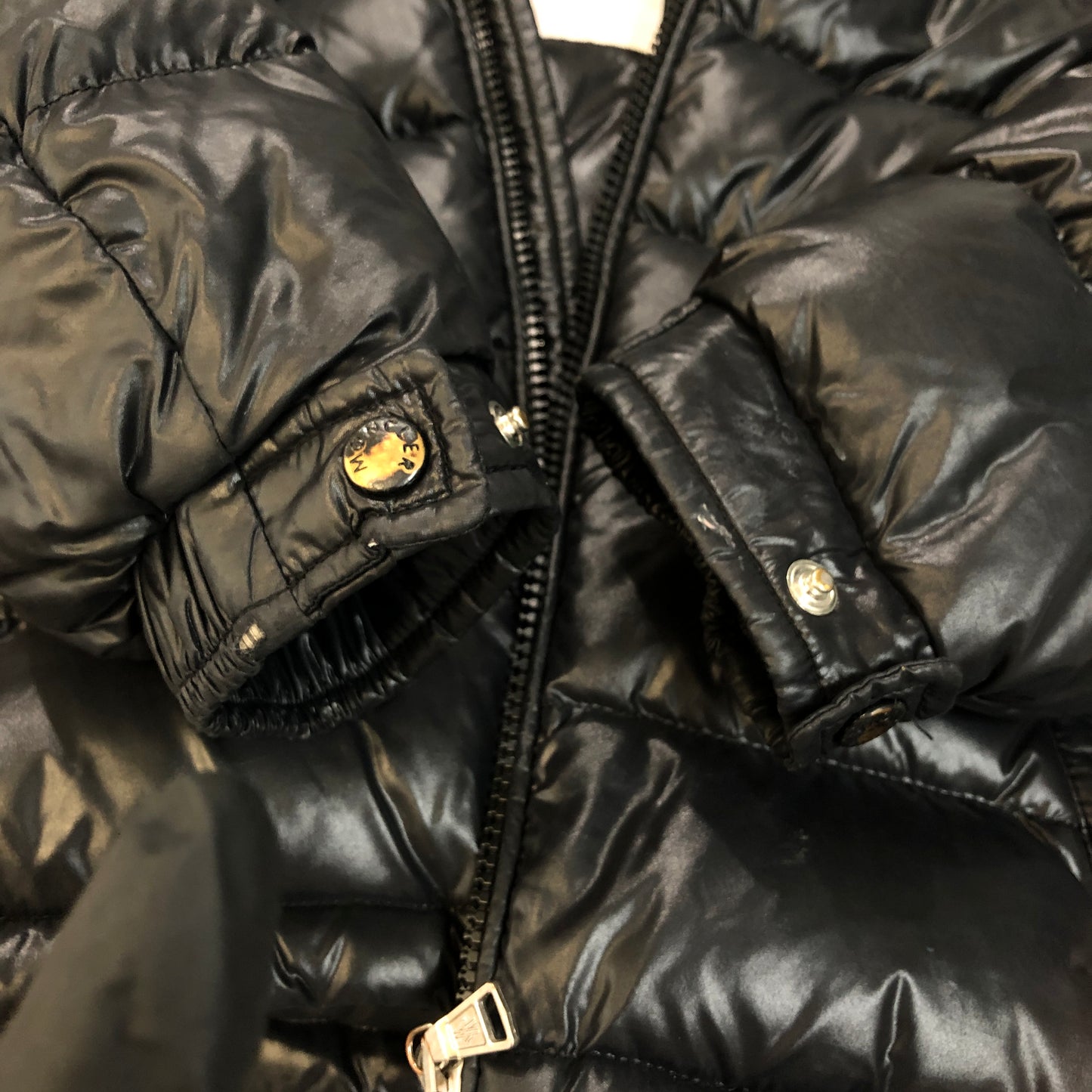 Moncler Kids Detachable Hood Down Jacket 4Y / 104cm Black