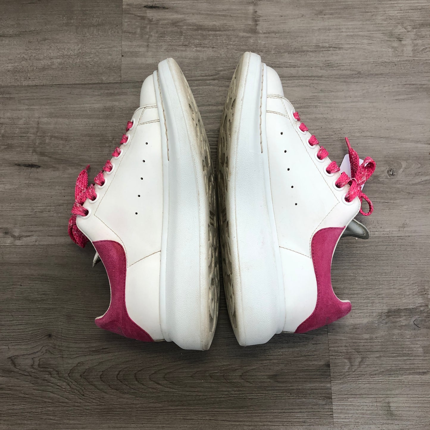 Alexander McQueen Women's Oversized Platform Leather Sneaker Shoes 37.5 White Pink