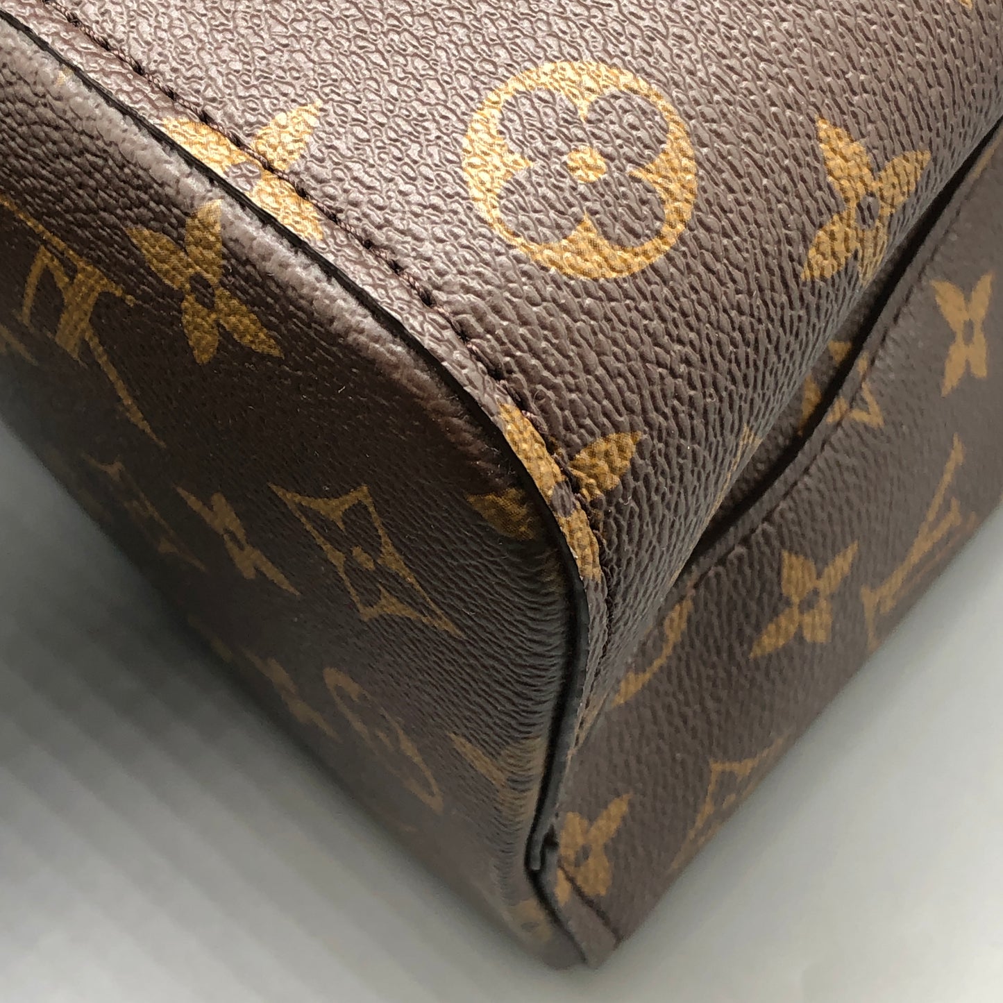 Louis Vuitton Brown Monogram Neonoe BB Bucket Bag