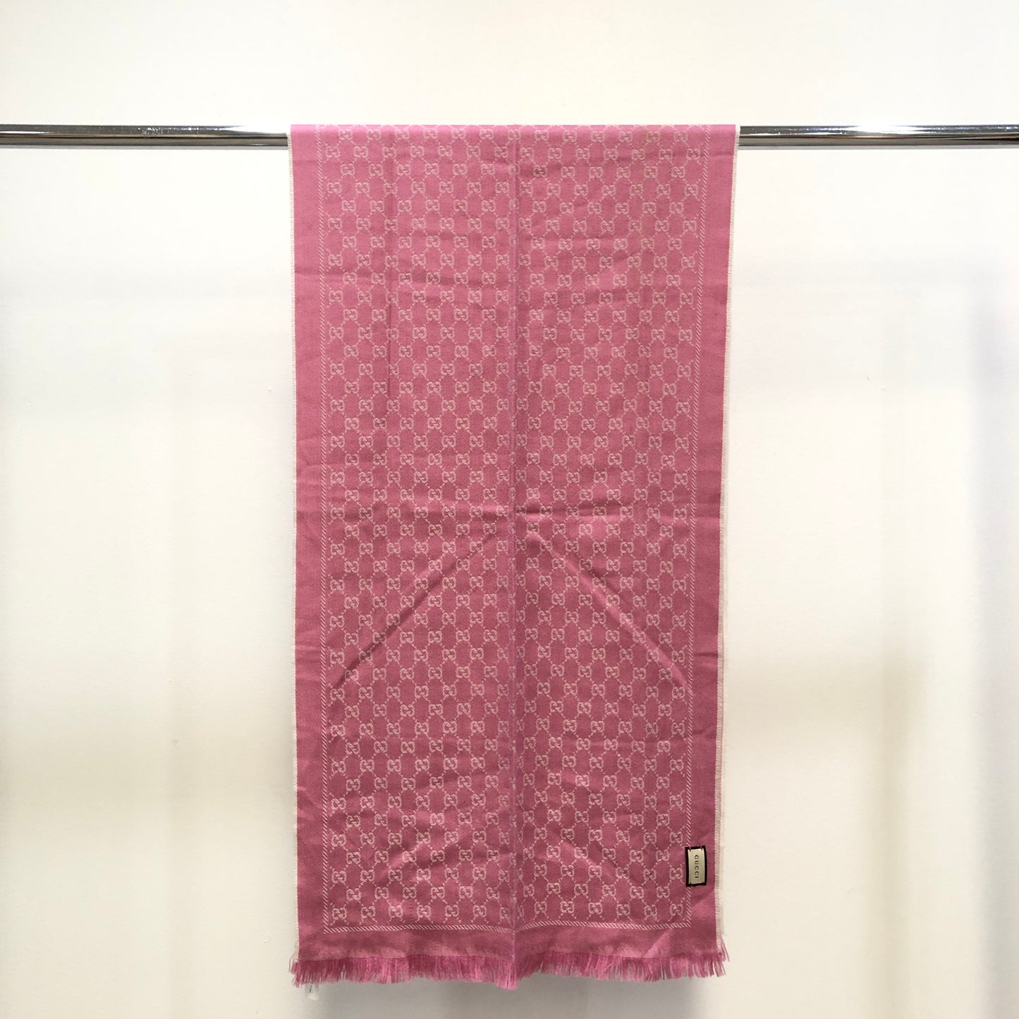 Gucci Pink & Light Pink Allover Pattern Fringed Scarf 180*48 cm
