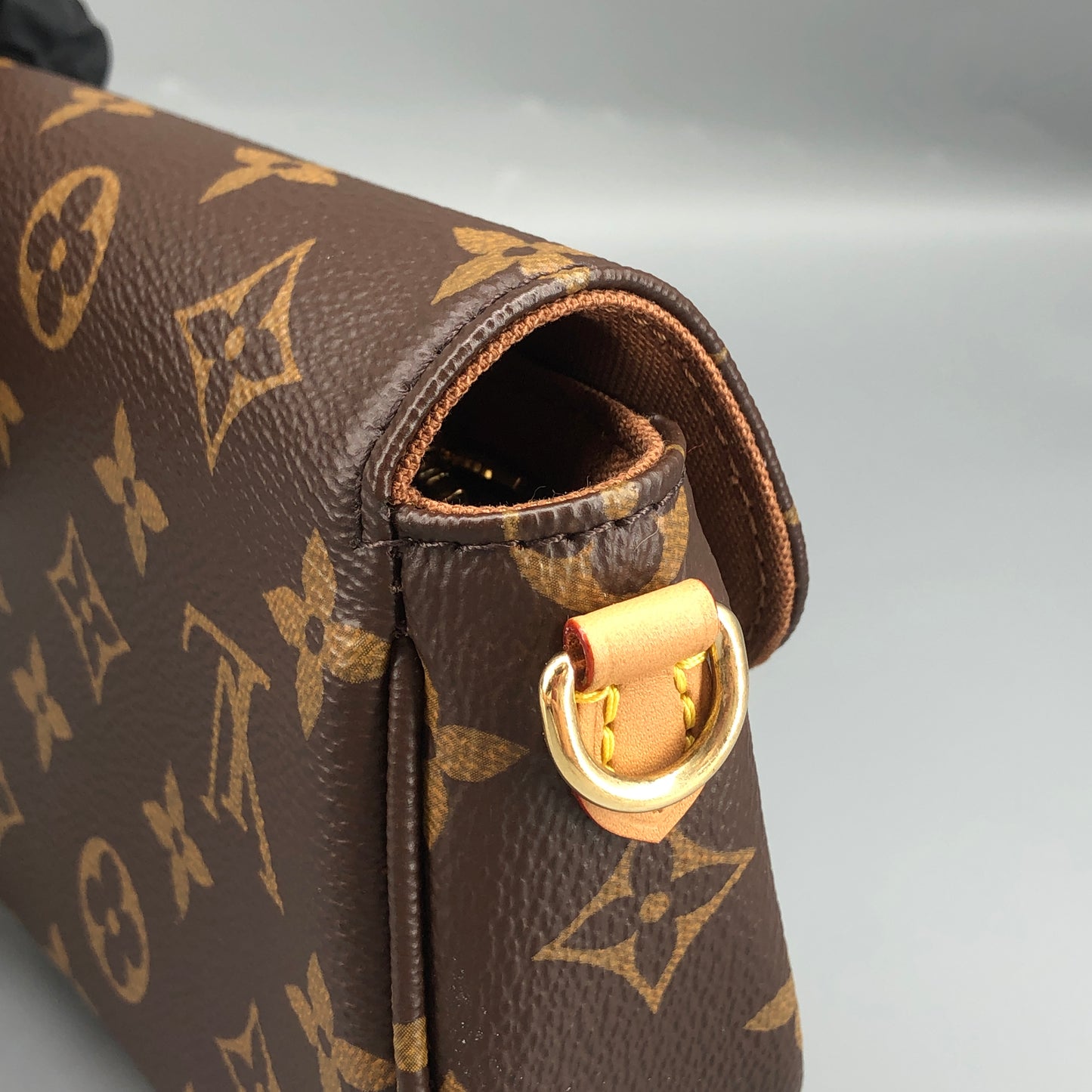 Louis Vuitton Wallet On Chain Ivy Monogram Pochette Shoulder Bag