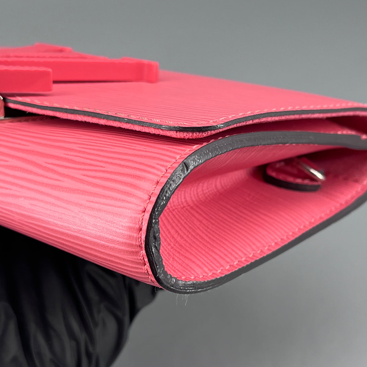 Louis Vuitton Coral Pink Epi Wallet On Chain