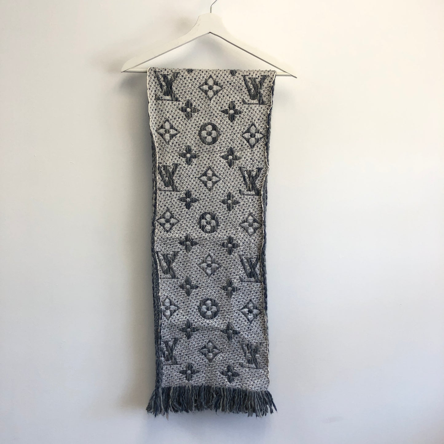 Louis Vuitton Monogram Wool Fringe Scarf 30x160cm