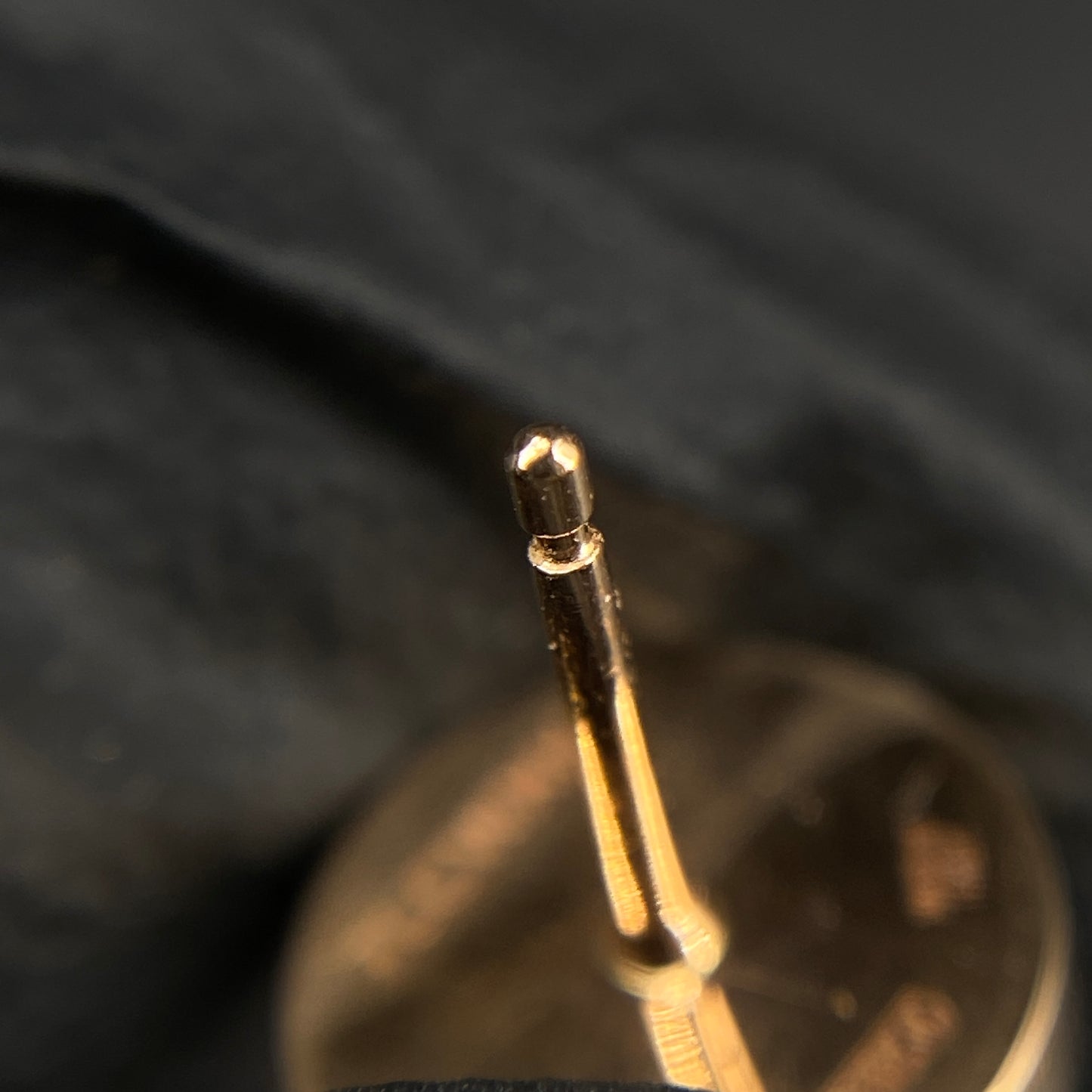 Bvlgari AU750 Yellow Gold Crystal Stud Single Earring