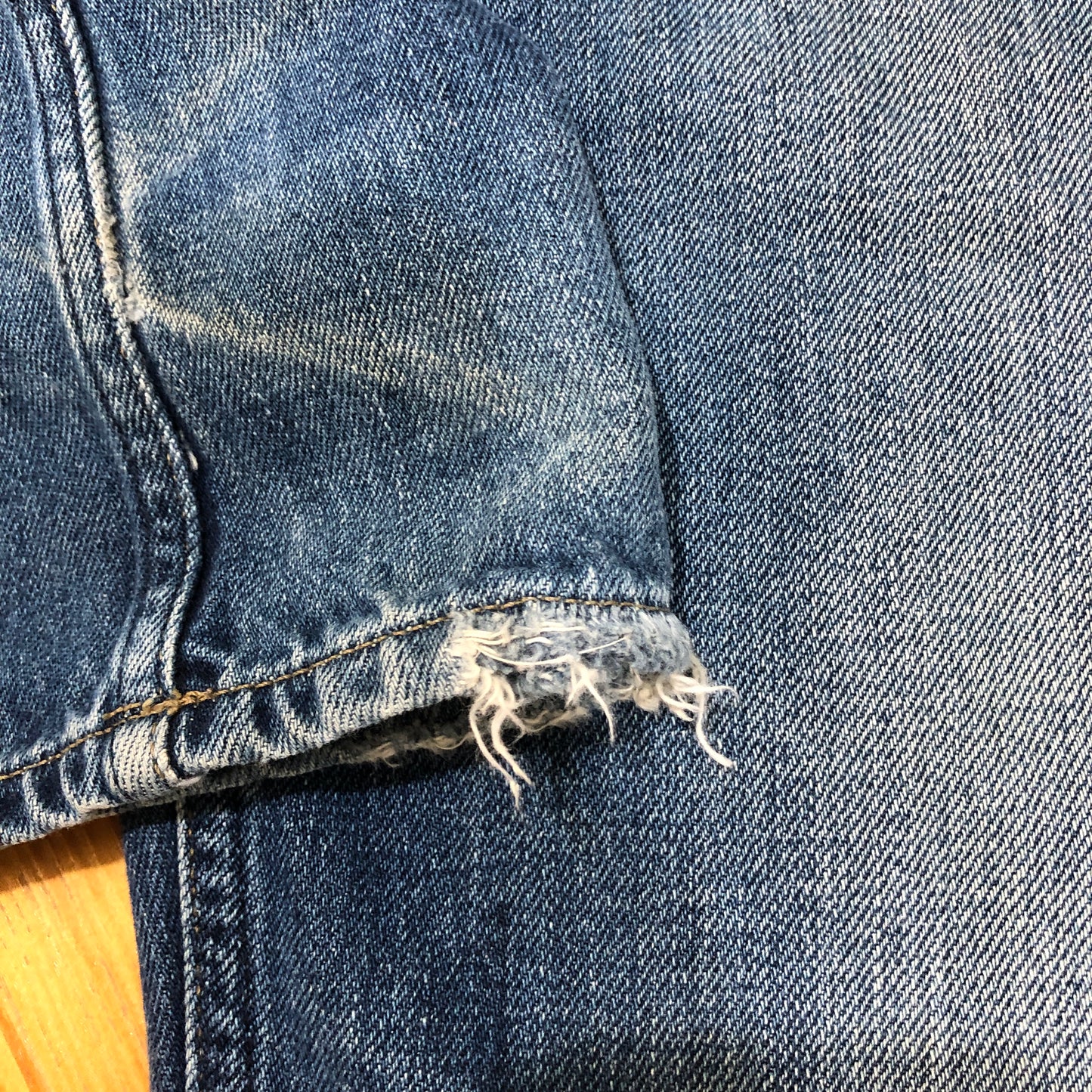 Burberry Blue Straight Leg Denim Jeans 38W 32L