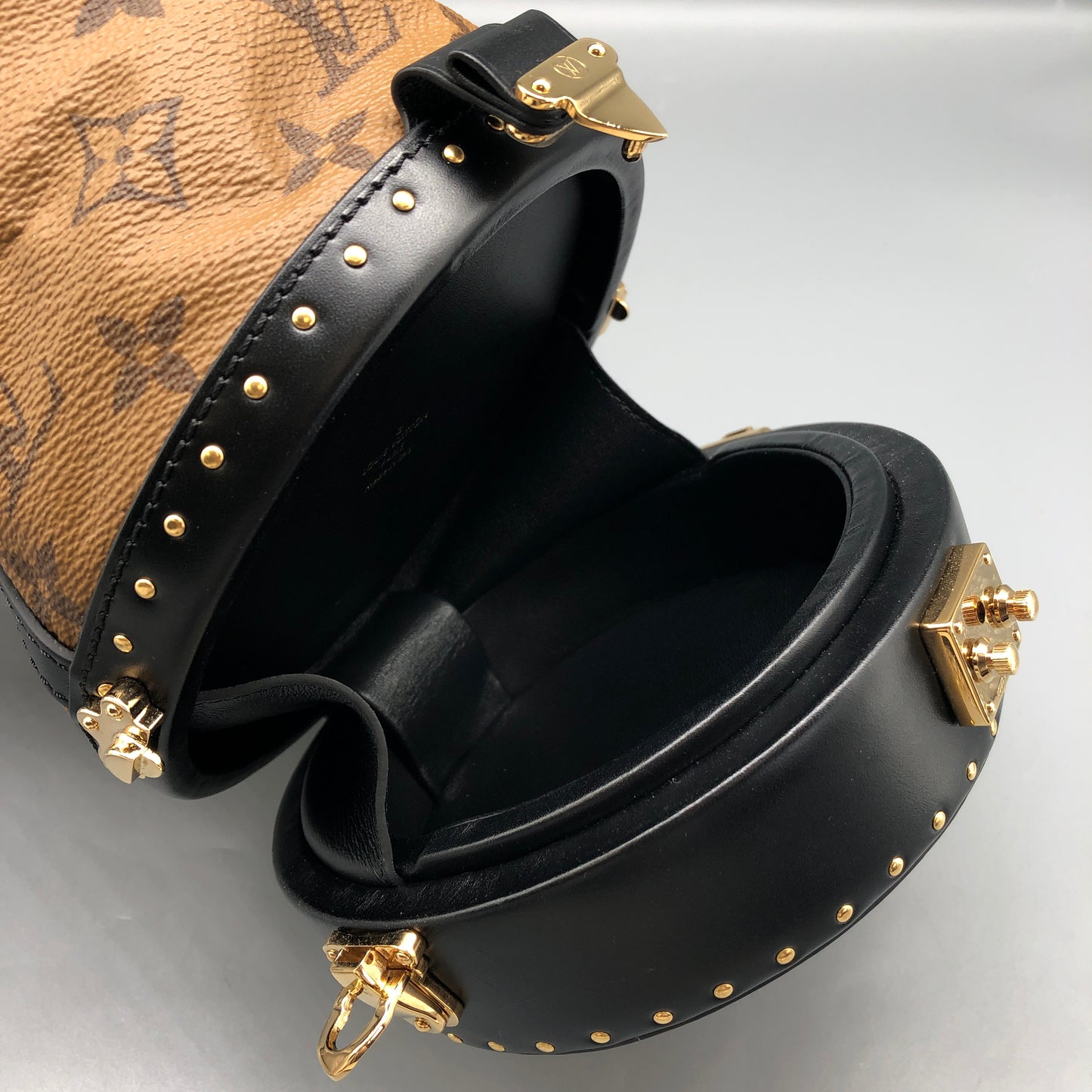 Louis Vuitton Monogram Petit Noé Trunk Bucket Bag Brown