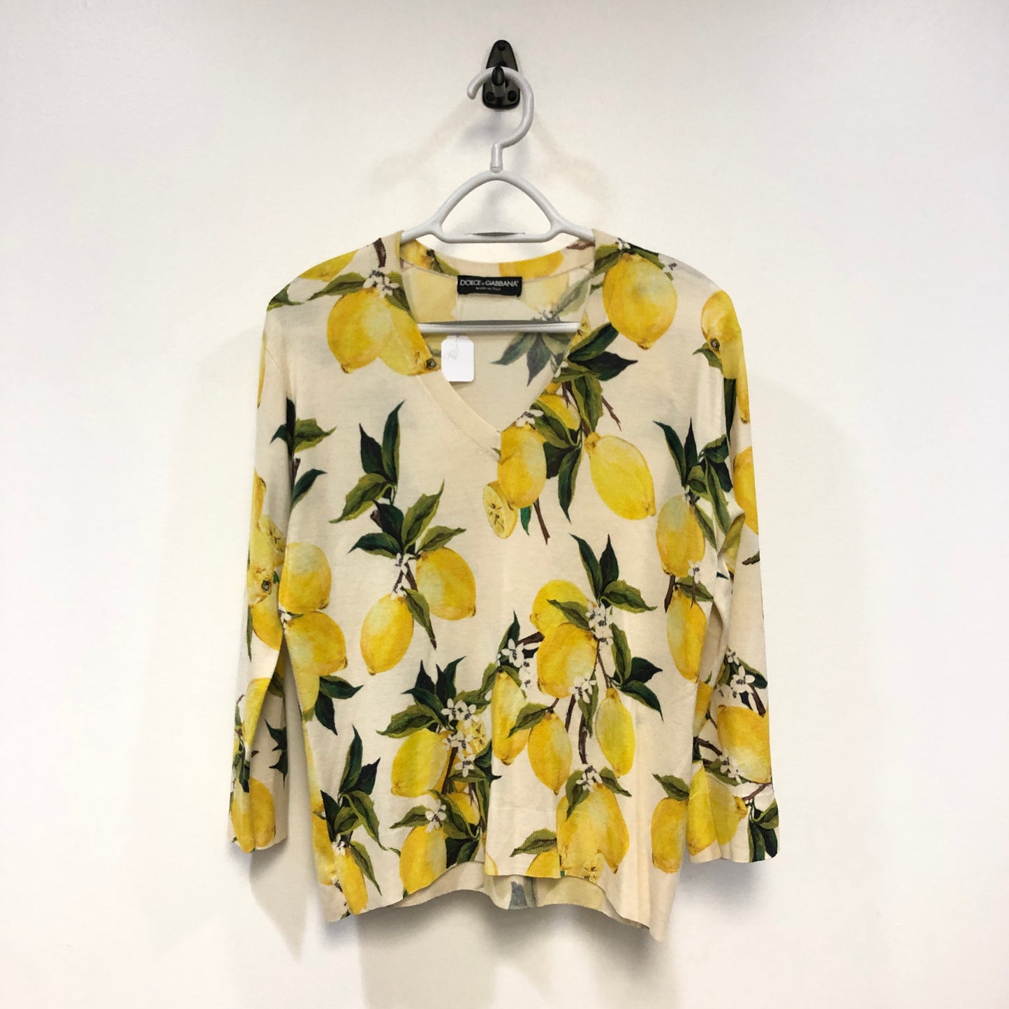 Dolce & Gabbana White Yellow Lemon Print V‑Neck Knit Top 42
