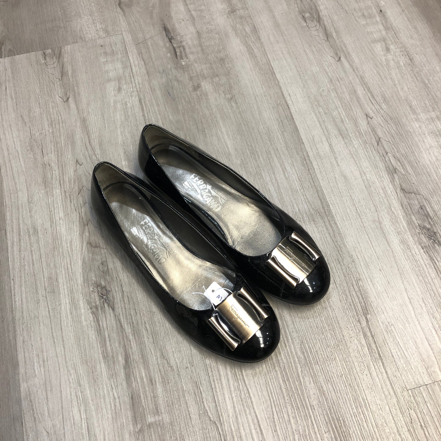 Salvatore Ferragamo Vara Bow Patent Leather Flats US 8B black