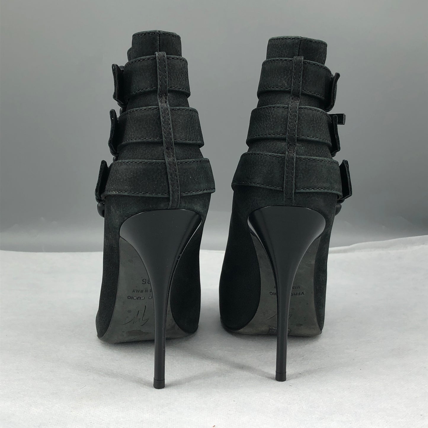 Giuseppe Zanotti Women's Buckle-Detail Suede Ankle Boots 36 Black