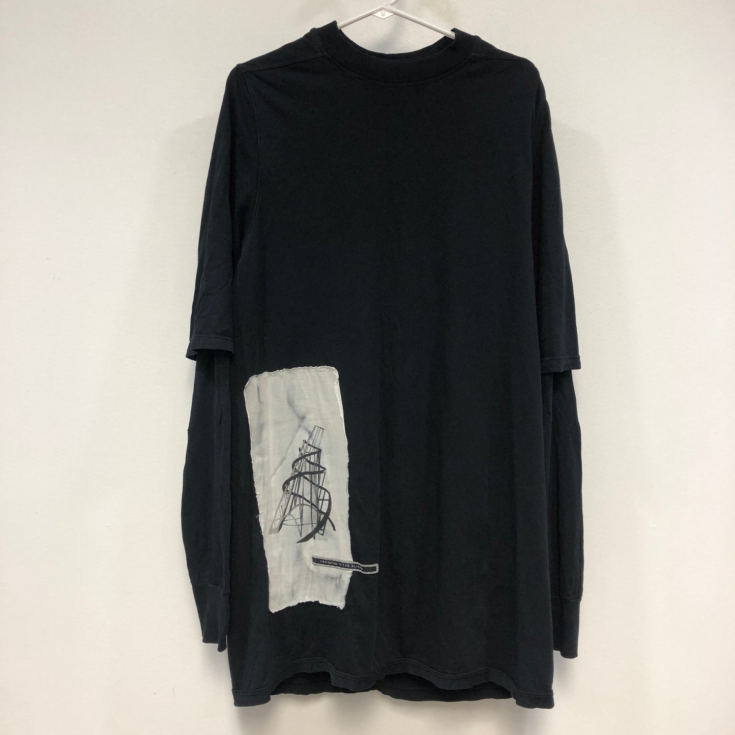 Dark Show Black Long Sleeve Graphic Print Tee Size S