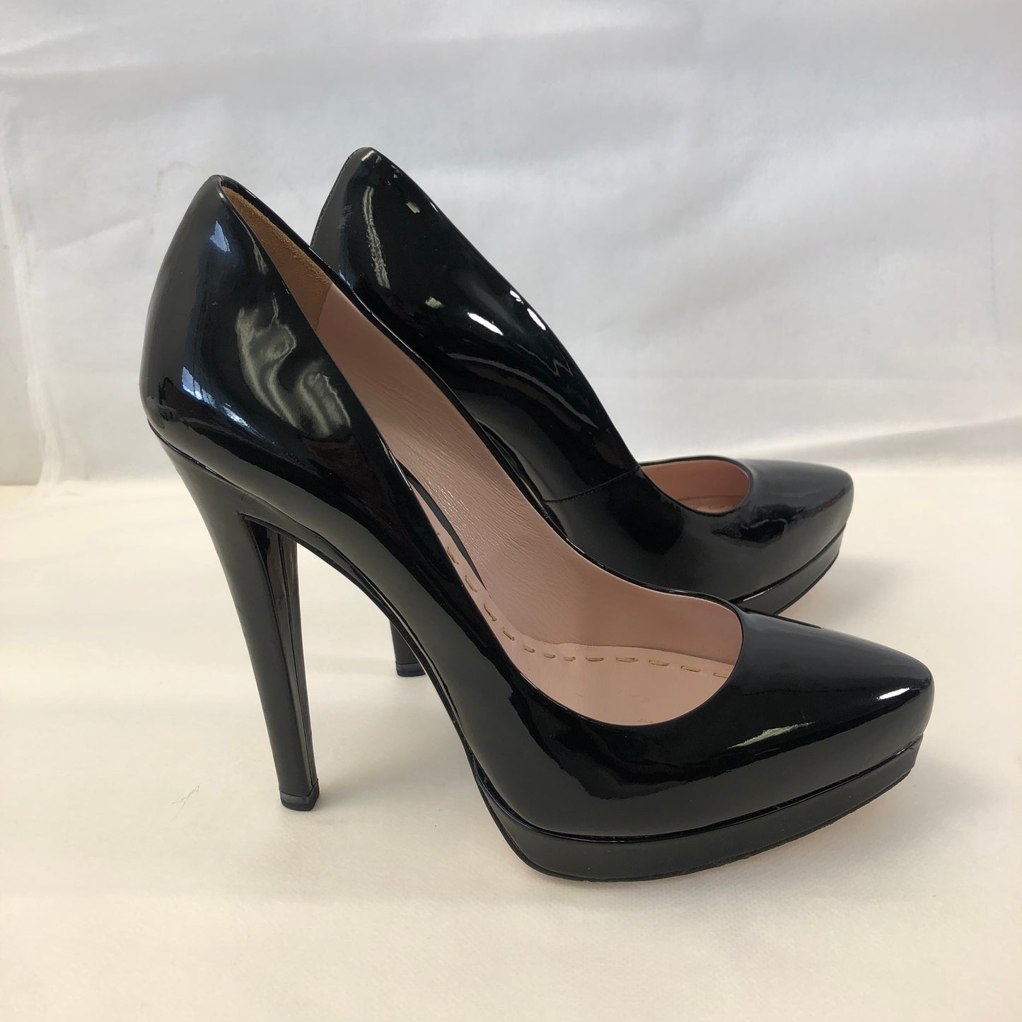 Miu Miu Patent Leather Platform Pump Shoes Size 36 Black Women