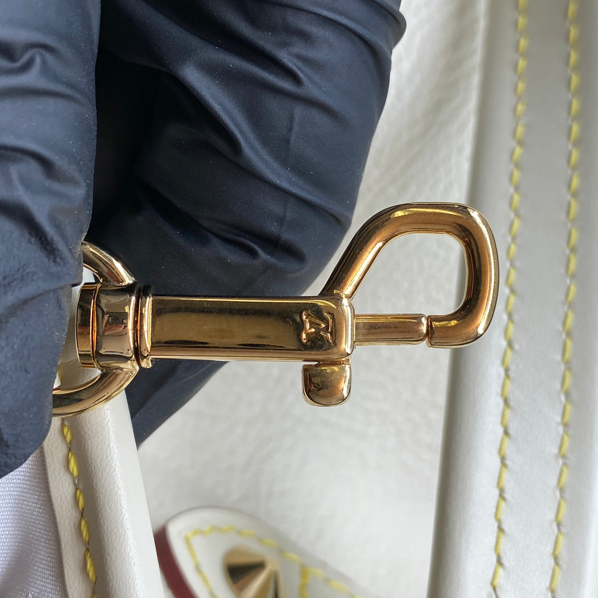 Louis Vuitton Cream Suhali Leather Le Majestueux Tote Bag