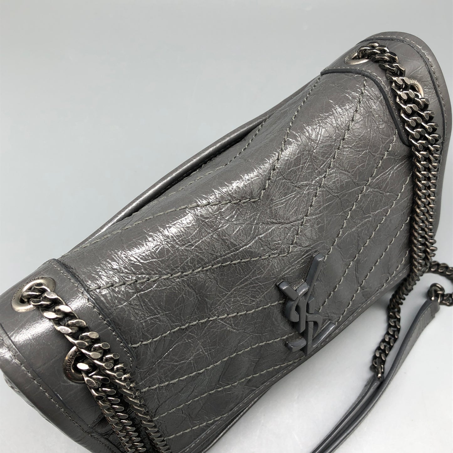 Saint Laurent Niki Medium Shoulder Bag Grey