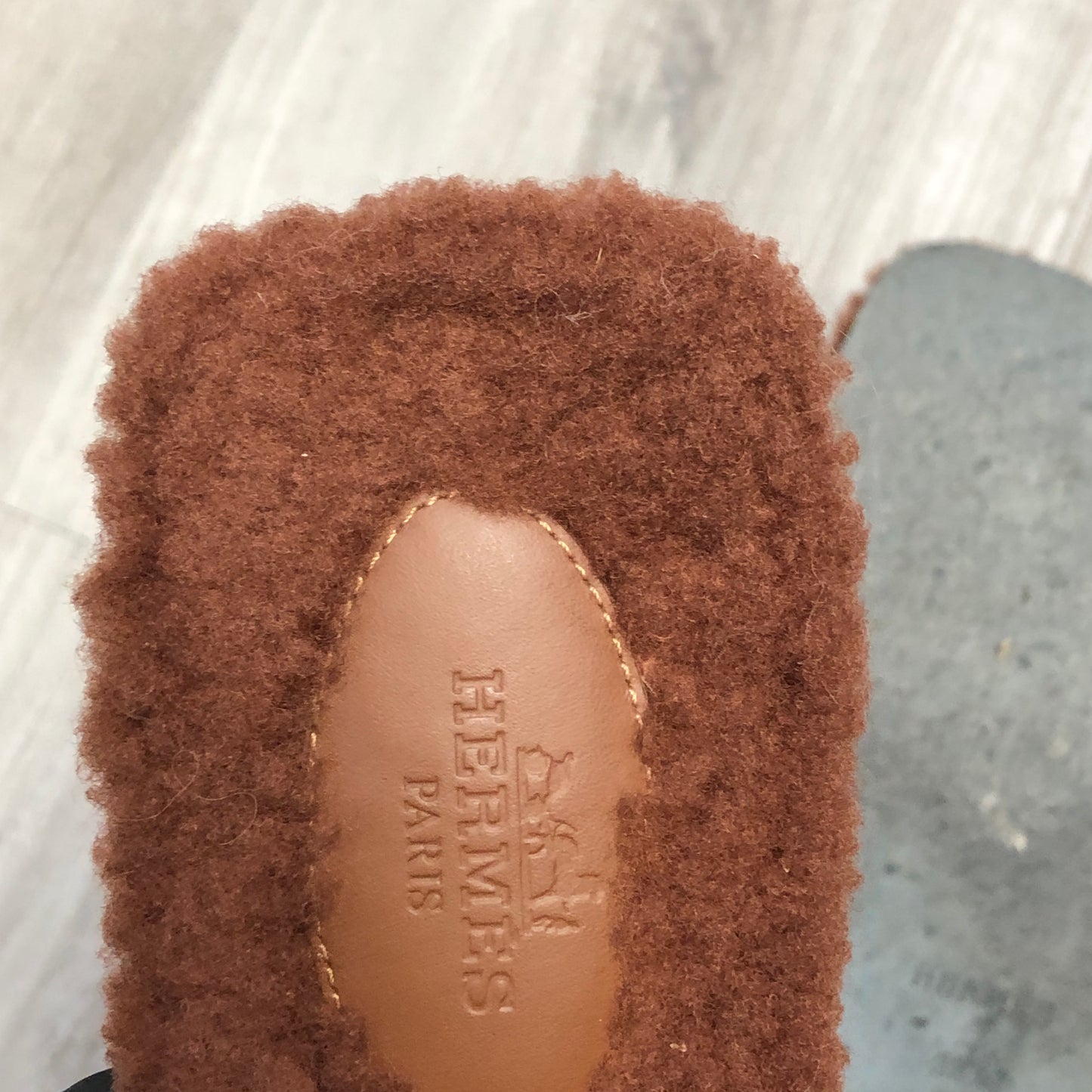 Hermes Women's Oran Teddy Shearling Slide Sandal Shoes 38.5 Brown
