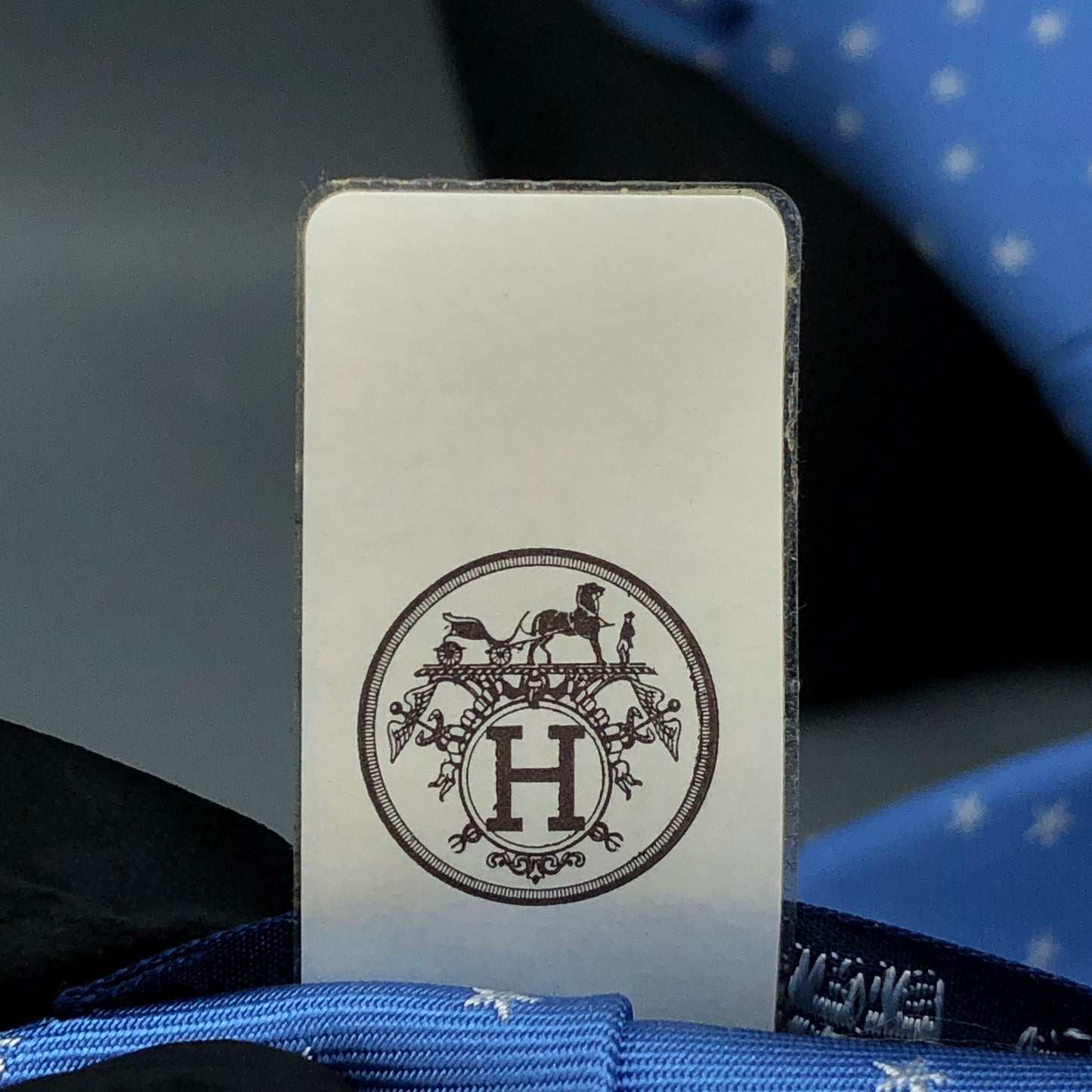 Hermes NWT 100% Silk Star Print Neck Tie Blue