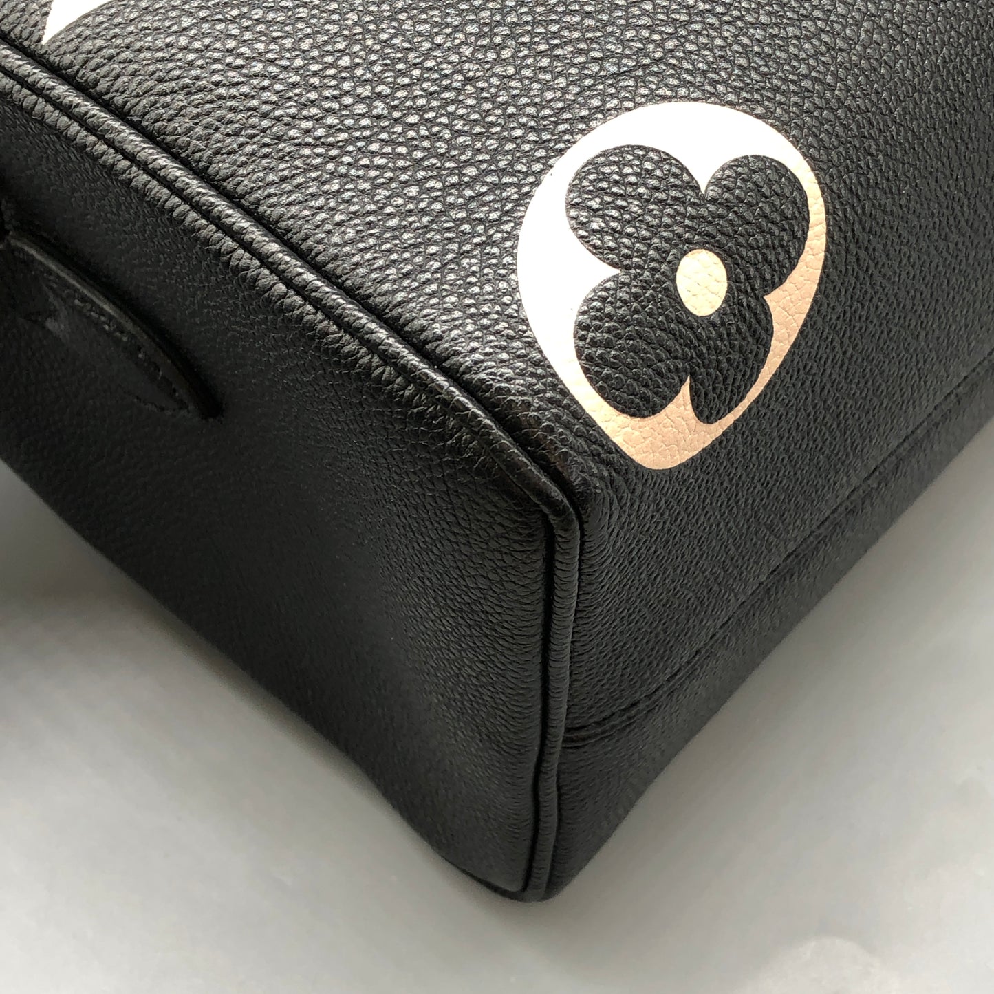 Louis Vuitton Speedy Bandoulière 25 Handbag Black