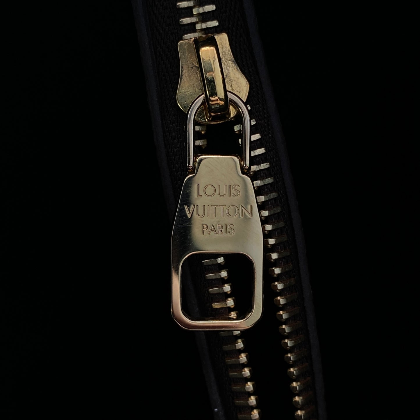 Louis Vuitton NéoNoé MM Brown Drawstring Bucket Bag
