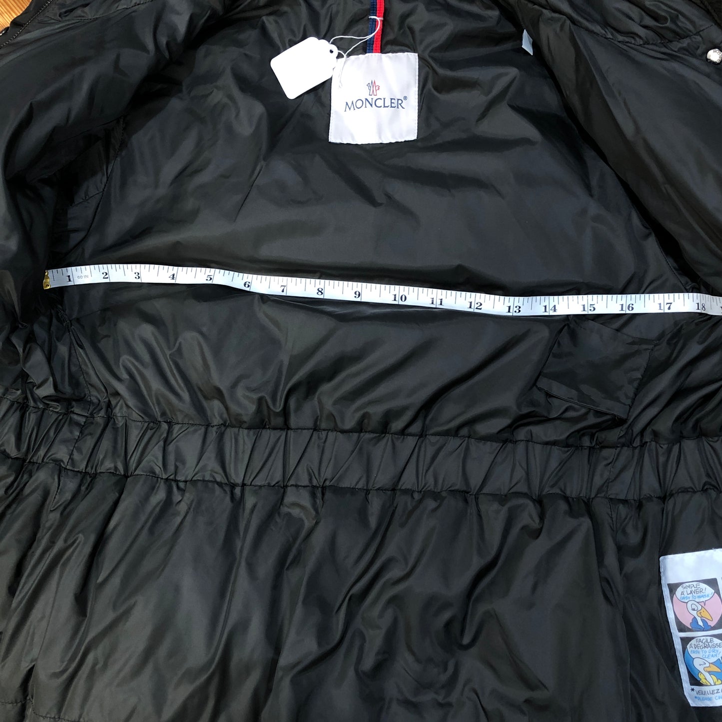 Moncler Dark Green Drawstring Waist Hooded Down Jacket Szie 00