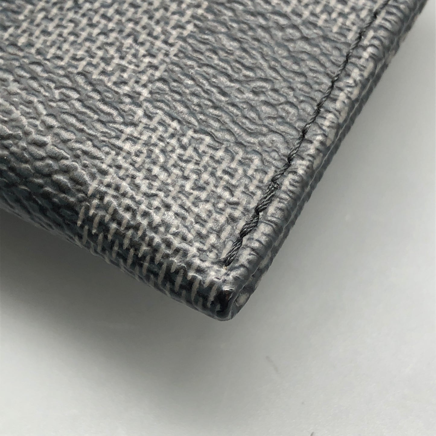 Louis Vuitton Damier Graphite Zipped Wallet Black