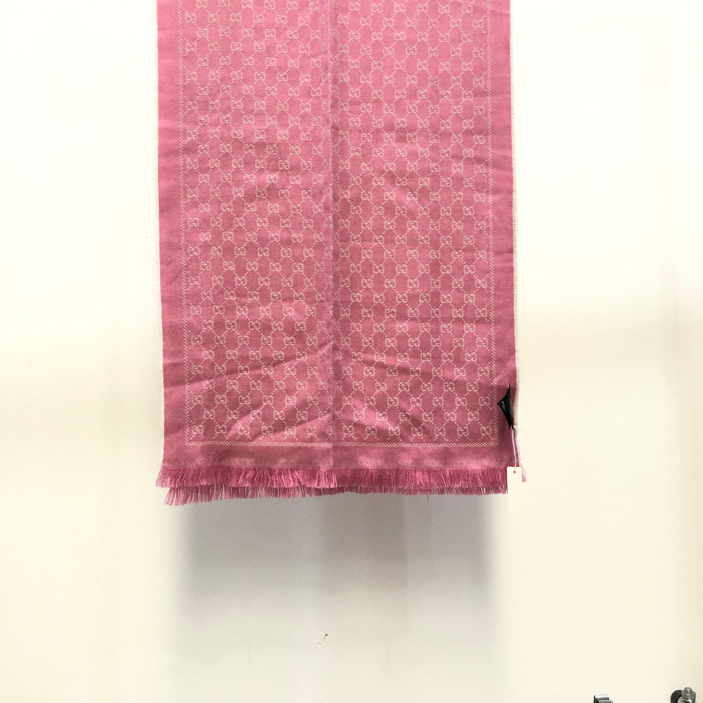 Gucci Pink & Light Pink Allover Pattern Fringed Scarf 180*48 cm