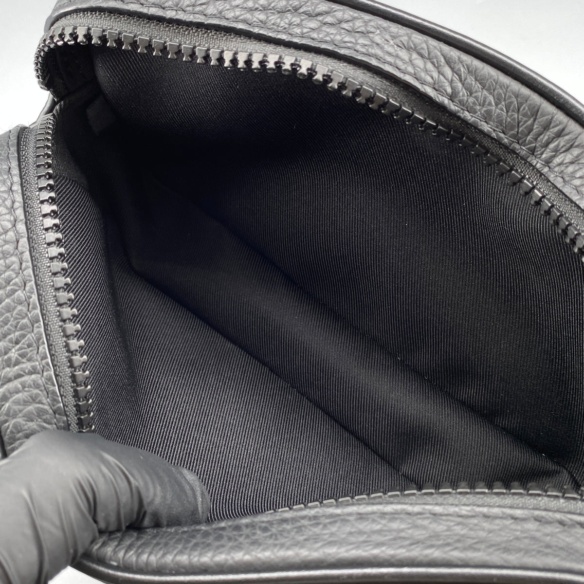Louis Vuitton Taurillon Monogram Solar Ray Limited Volga Belt Bag Black