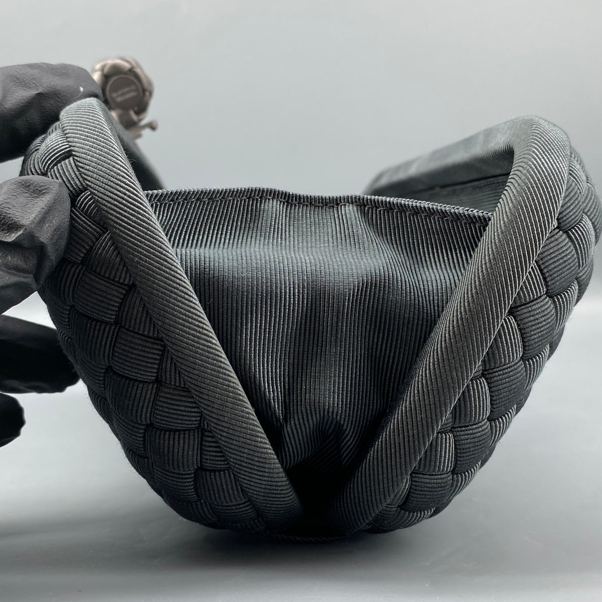Bottega Veneta Dark Grey/Green Intrecciato Leather Knot Clutch Bag