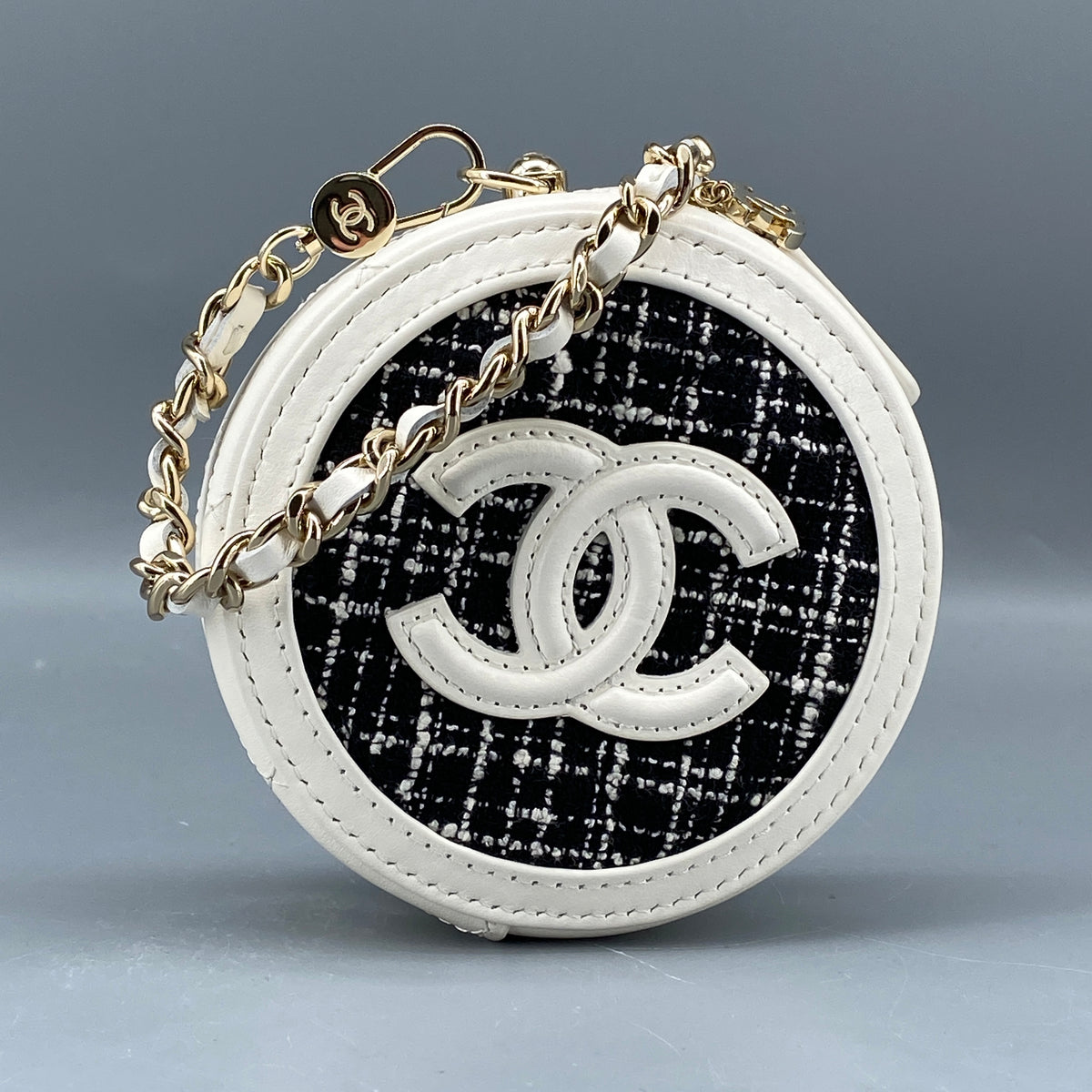 Chanel Tweed Quilted Round Filigree Pouch With Chain White Black