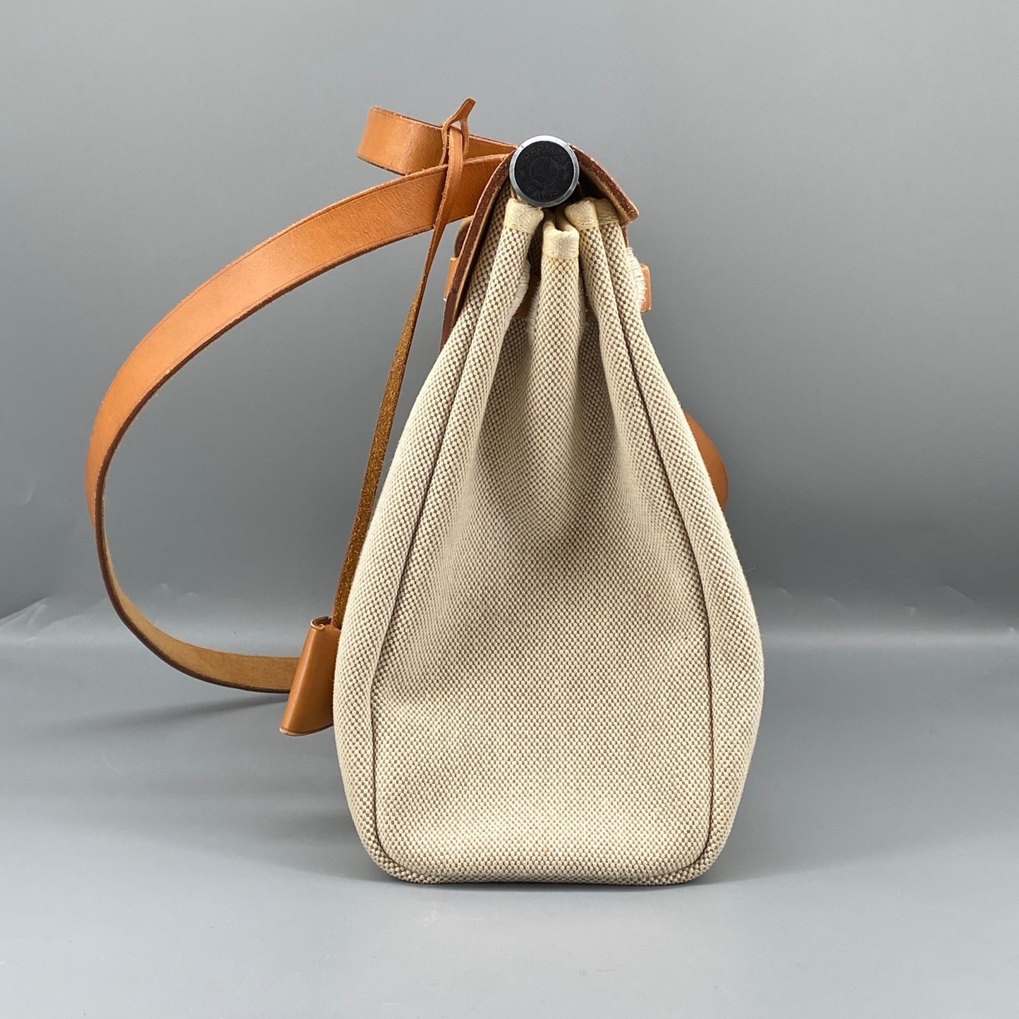 Hermes 2001 Herbag 31 Beige Canvas & Natural Caramel Cowhide Shoulder Bag