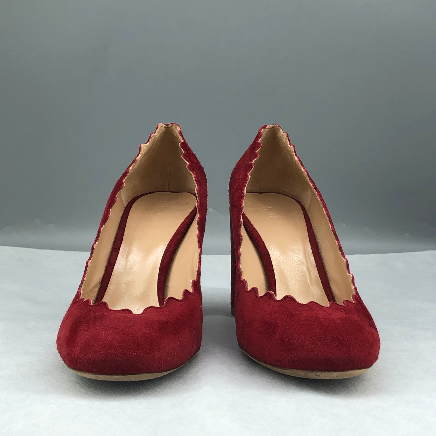Chloe omen's Scalloped Suede Block Heel Pumps Red Size 36.5