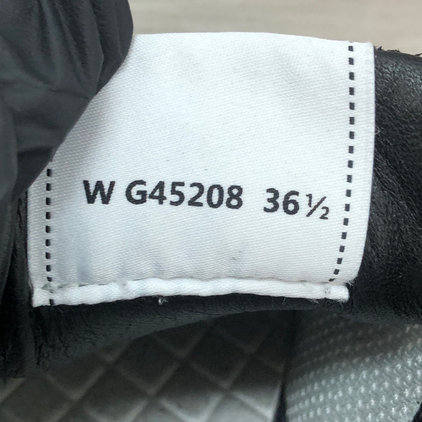 Chanel Women's Shearling Interlocking CC Logo Low Top Sneakers 36.5 Black White Two-Tone