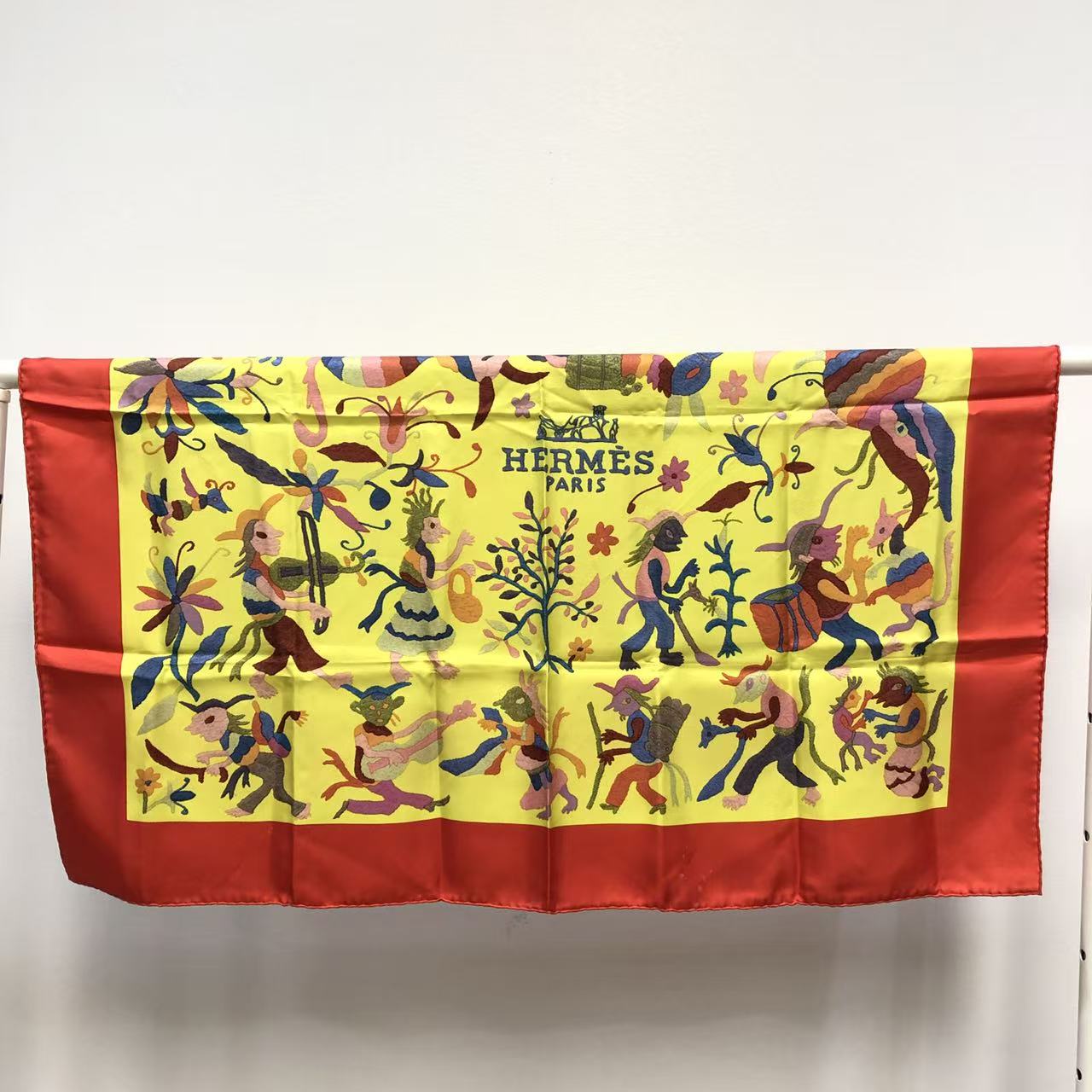 Hermes Din Tini Ya Zue Silk Scarf