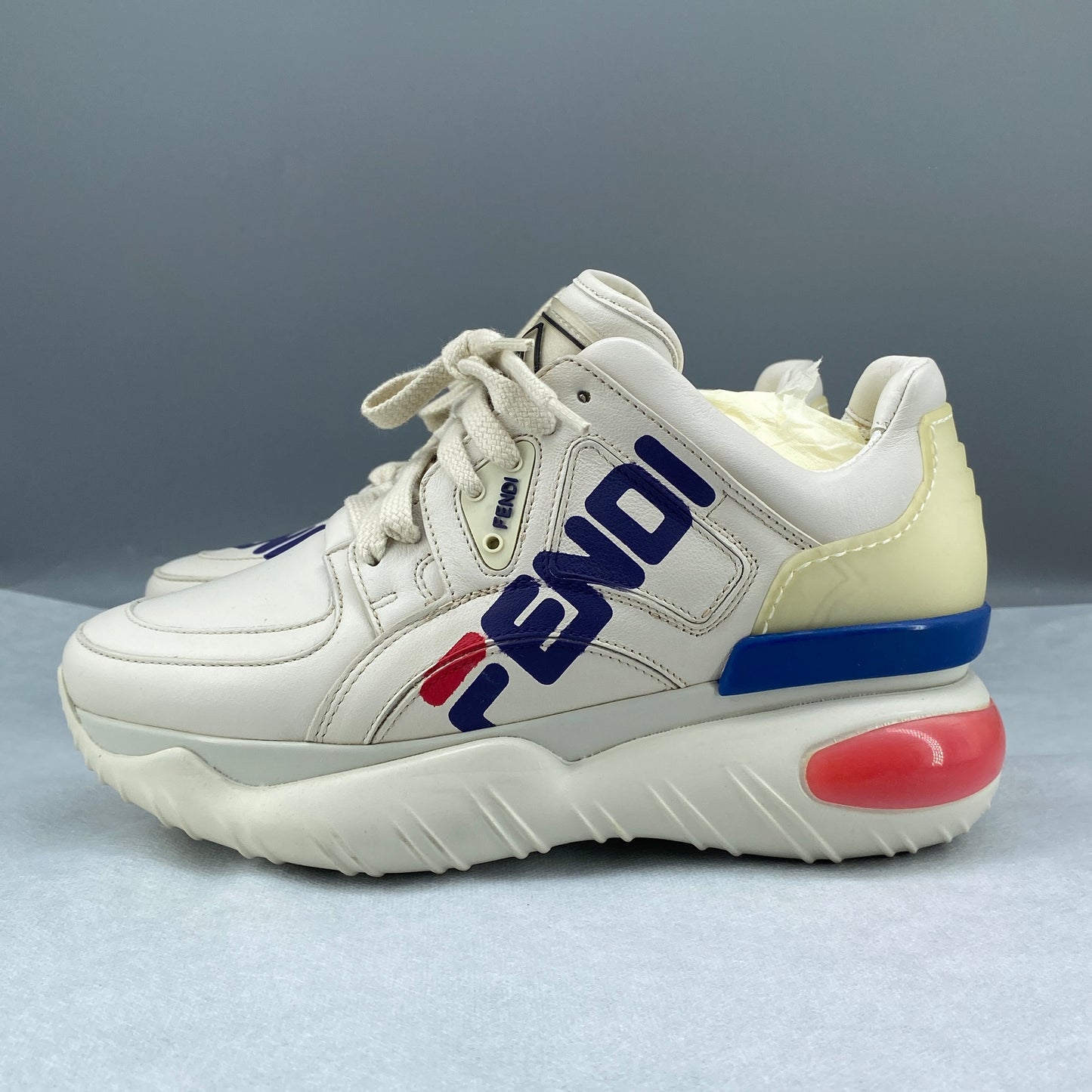 FENDI Women‘s Sneakers Size 36 Cream Blue Pink