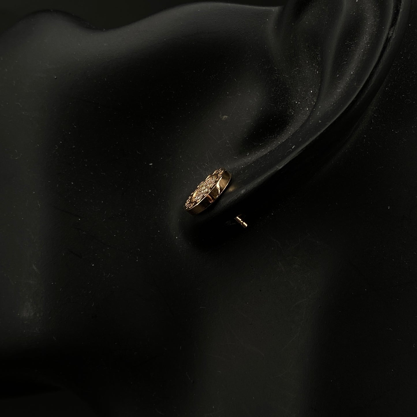Bvlgari AU750 Yellow Gold Crystal Stud Single Earring
