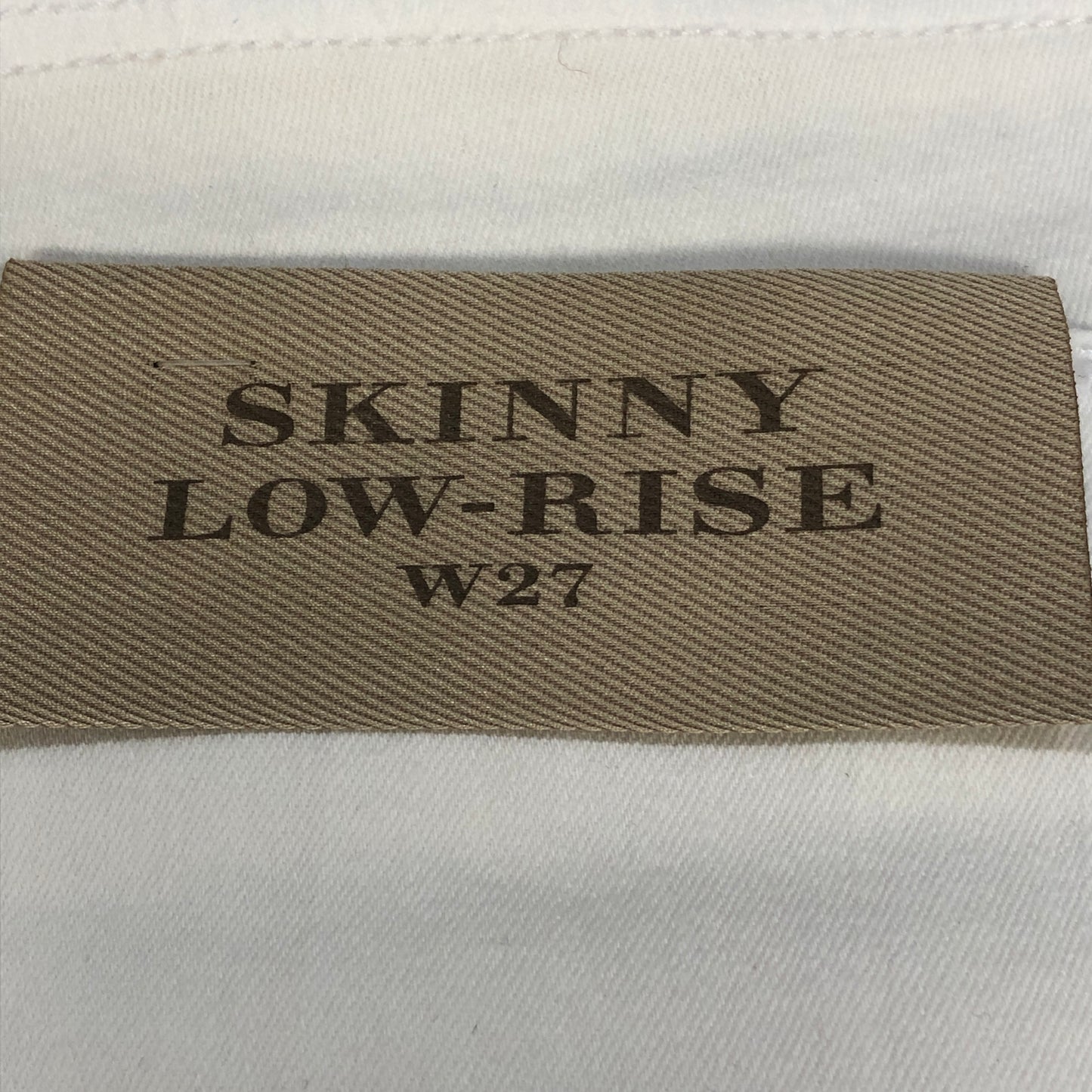 Burberry White Low Rise Skinny Jeans W 27