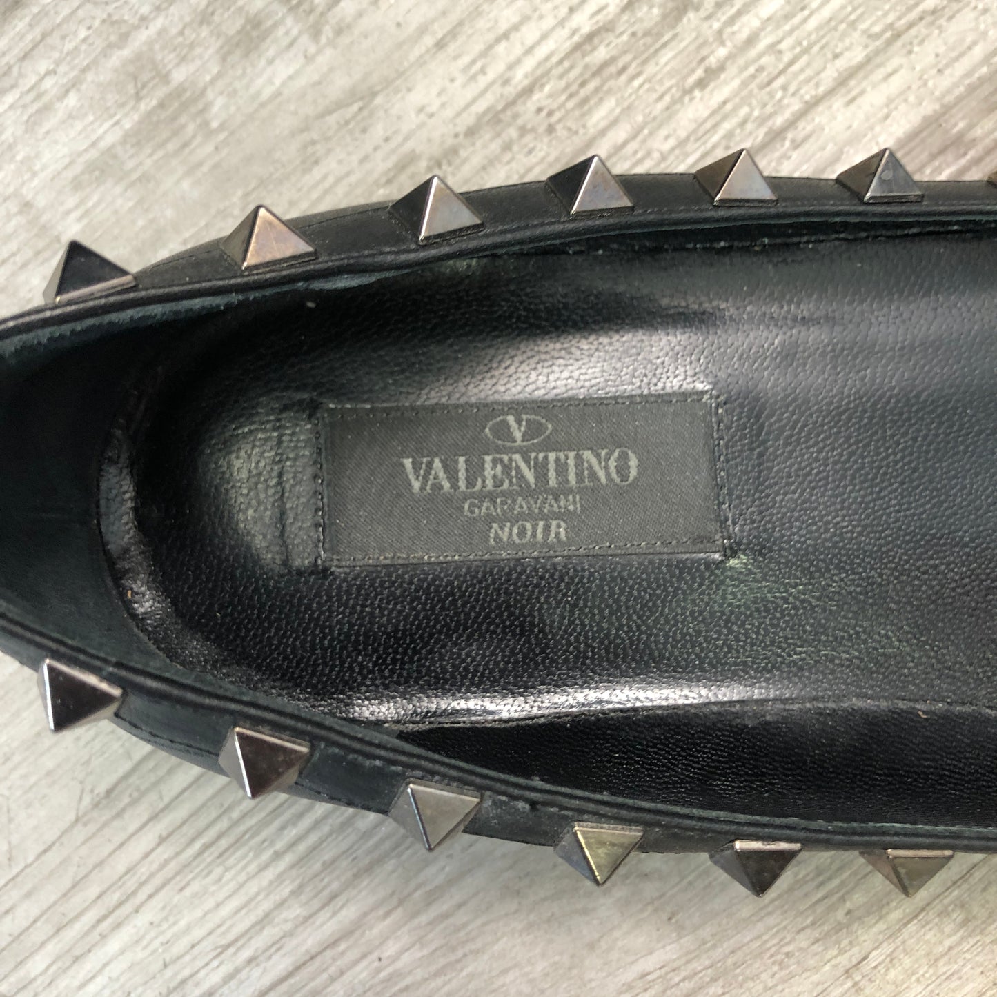 Valentino Rockstud Black Leather Pointed Toe Flat Shoes Size 37.5