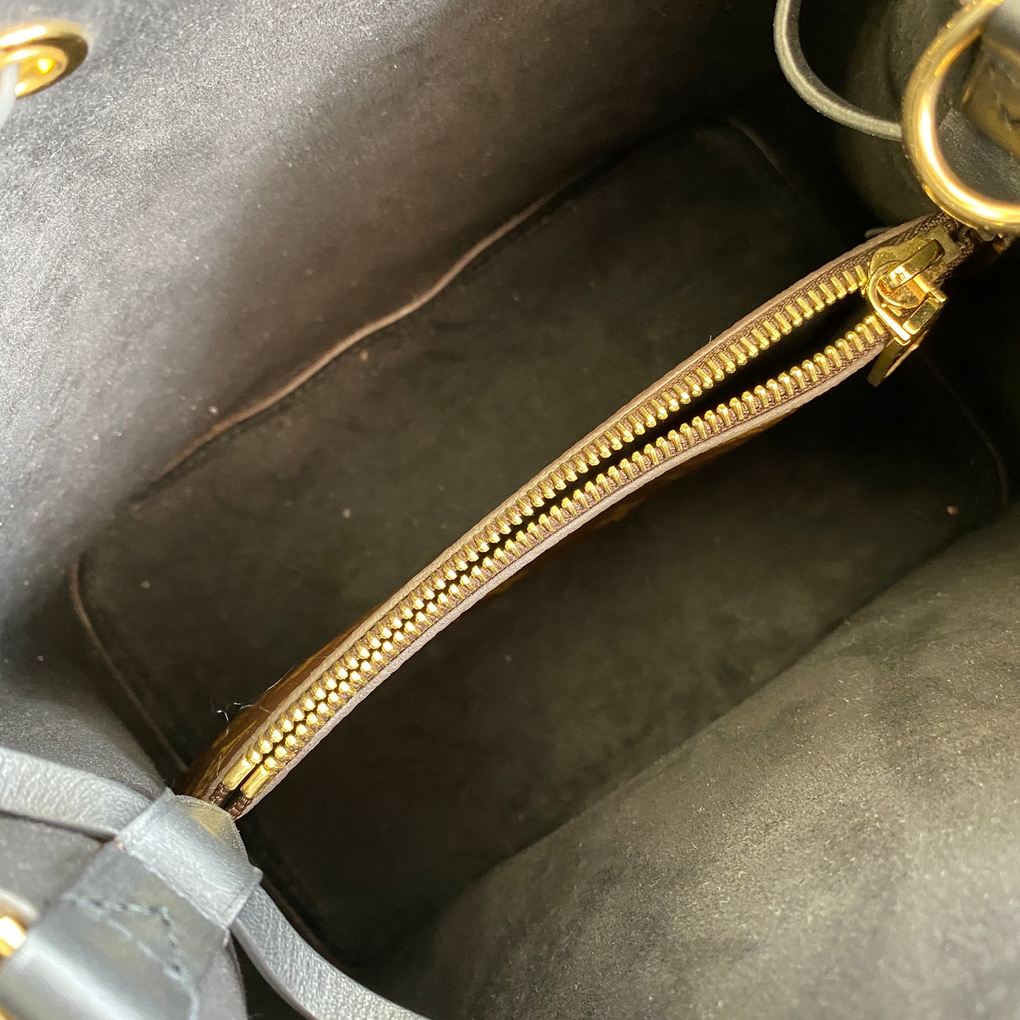 Louis Vuitton Monogram NeoNoe Bucket Shoulder Bag
