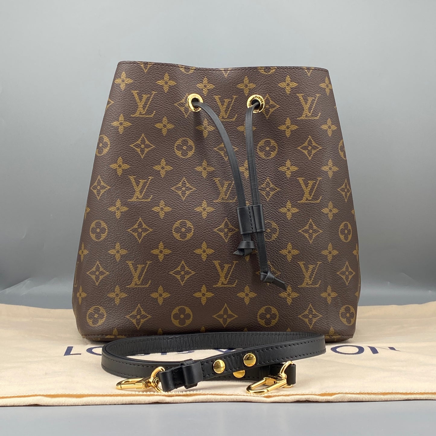 Louis Vuitton NéoNoé MM Brown Drawstring Bucket Bag