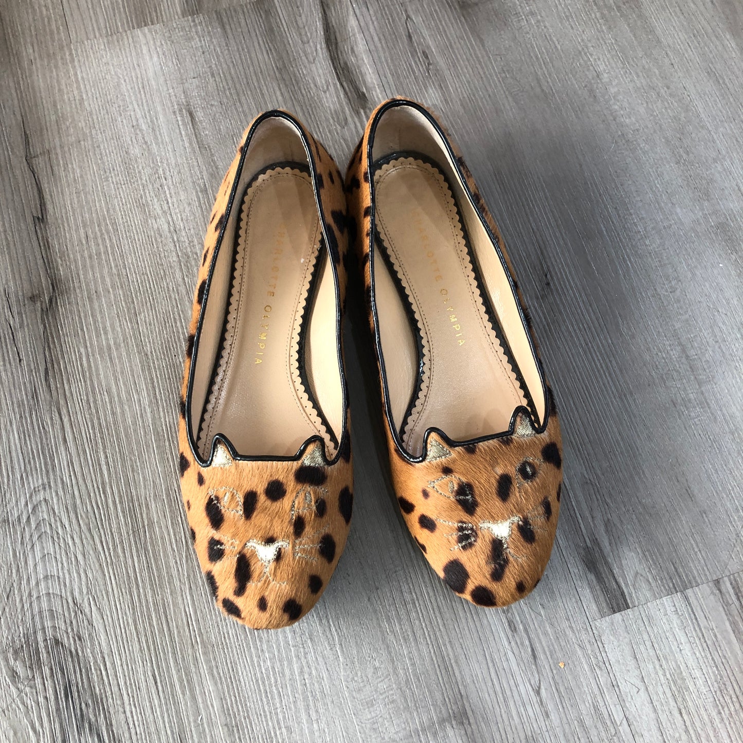 Charlotte Olympia Women's Leopard Calf Hair Kitty Flat Pumps Size 38 Black Brown Yellow Gold