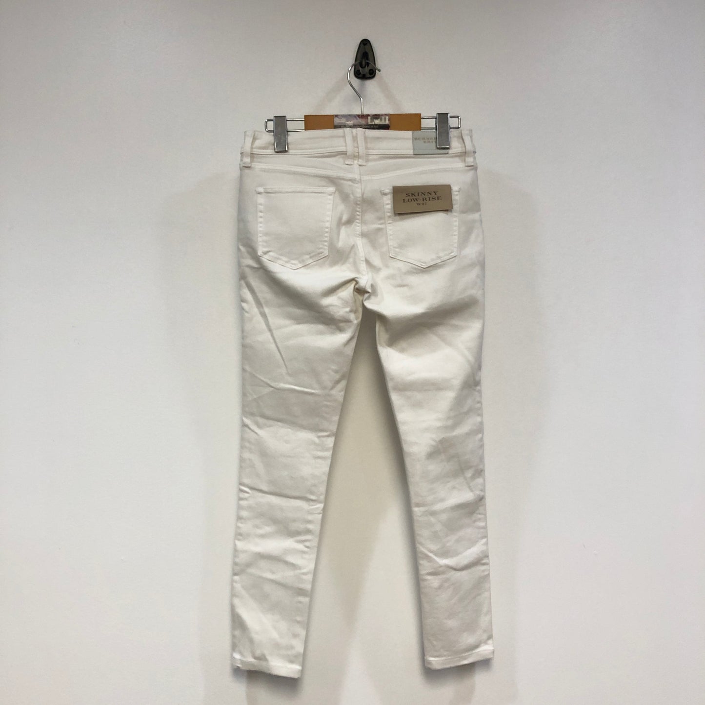 Burberry White Low Rise Skinny Jeans W 27
